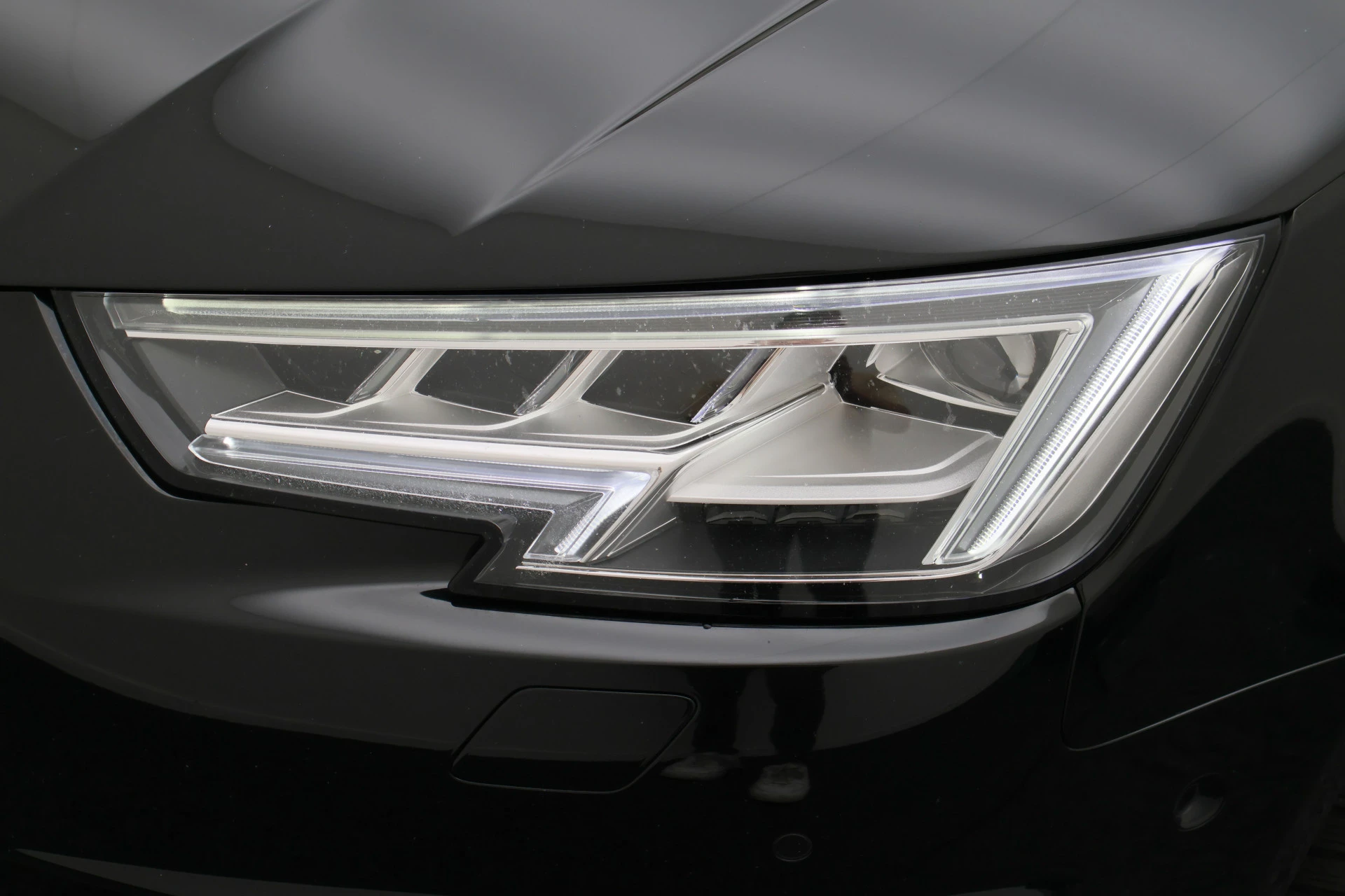 Hoofdafbeelding Audi S4
