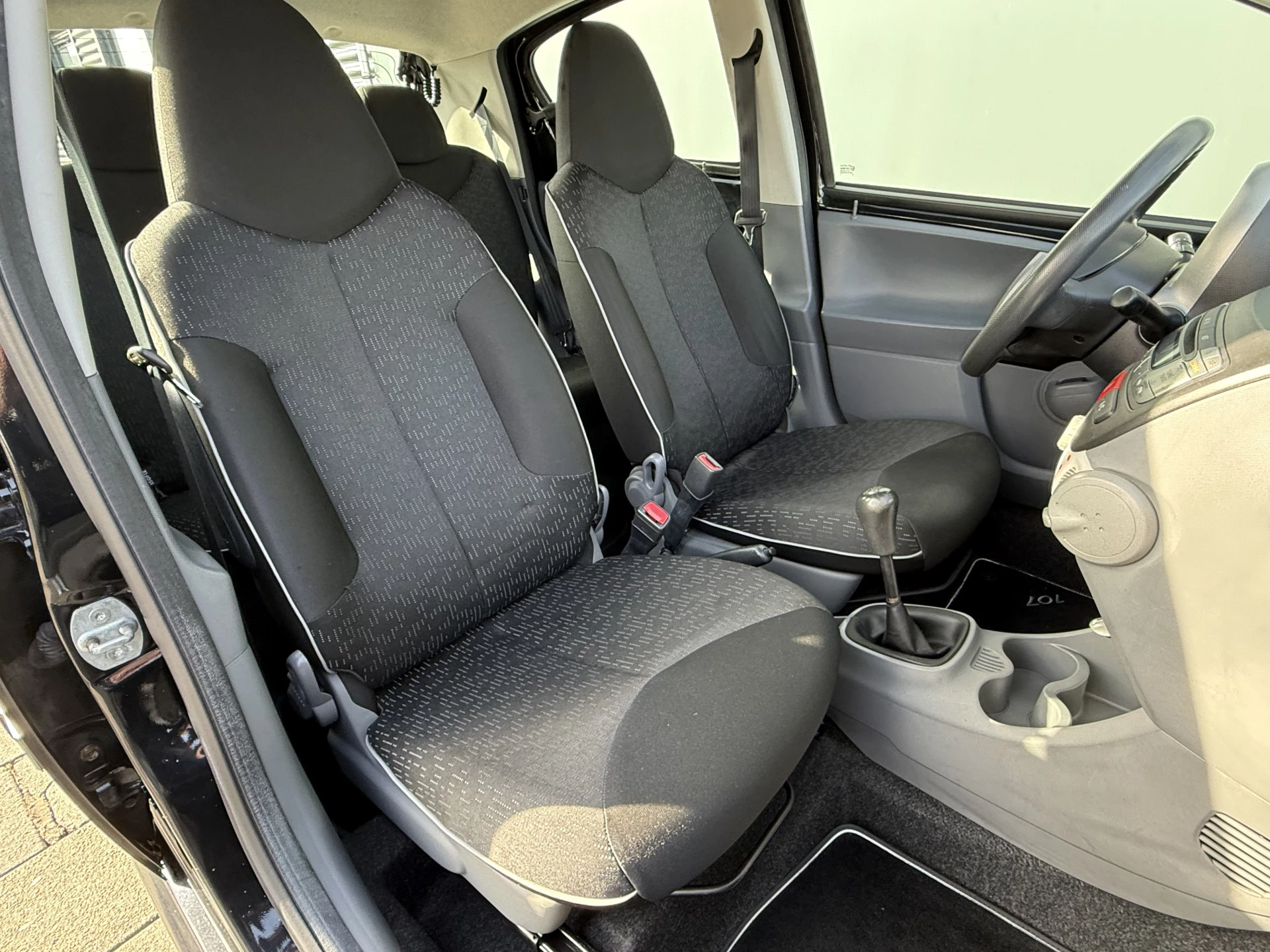 Hoofdafbeelding Peugeot 107