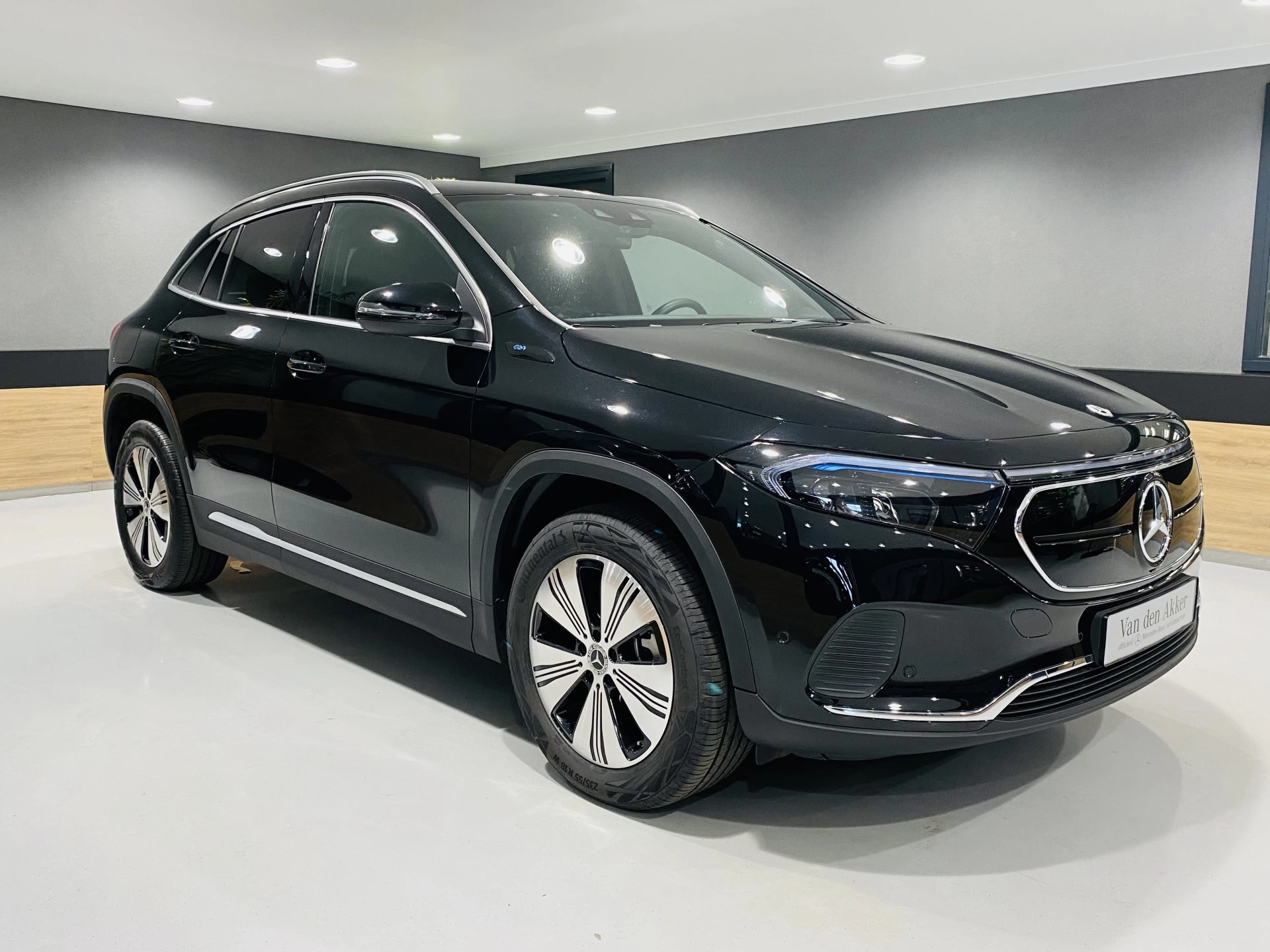 Hoofdafbeelding Mercedes-Benz EQA