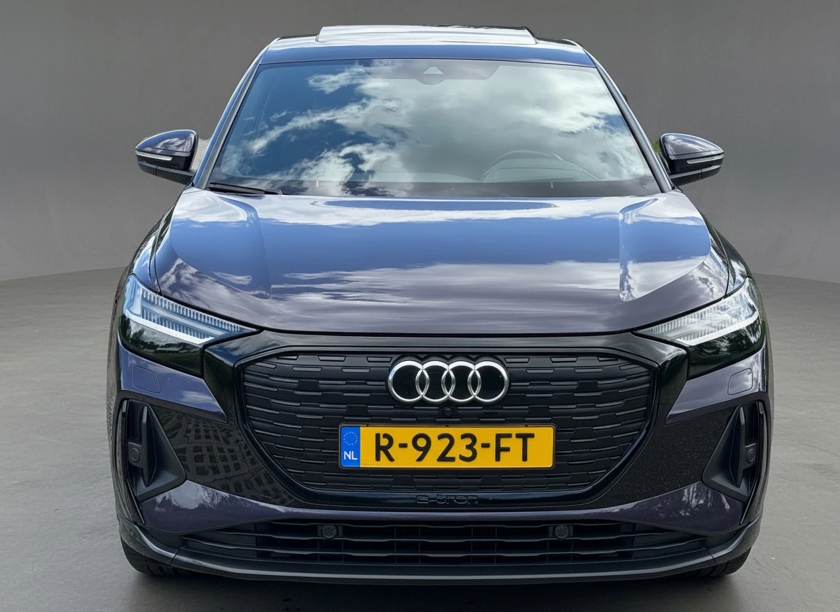 Hoofdafbeelding Audi Q4 Sportback e-tron