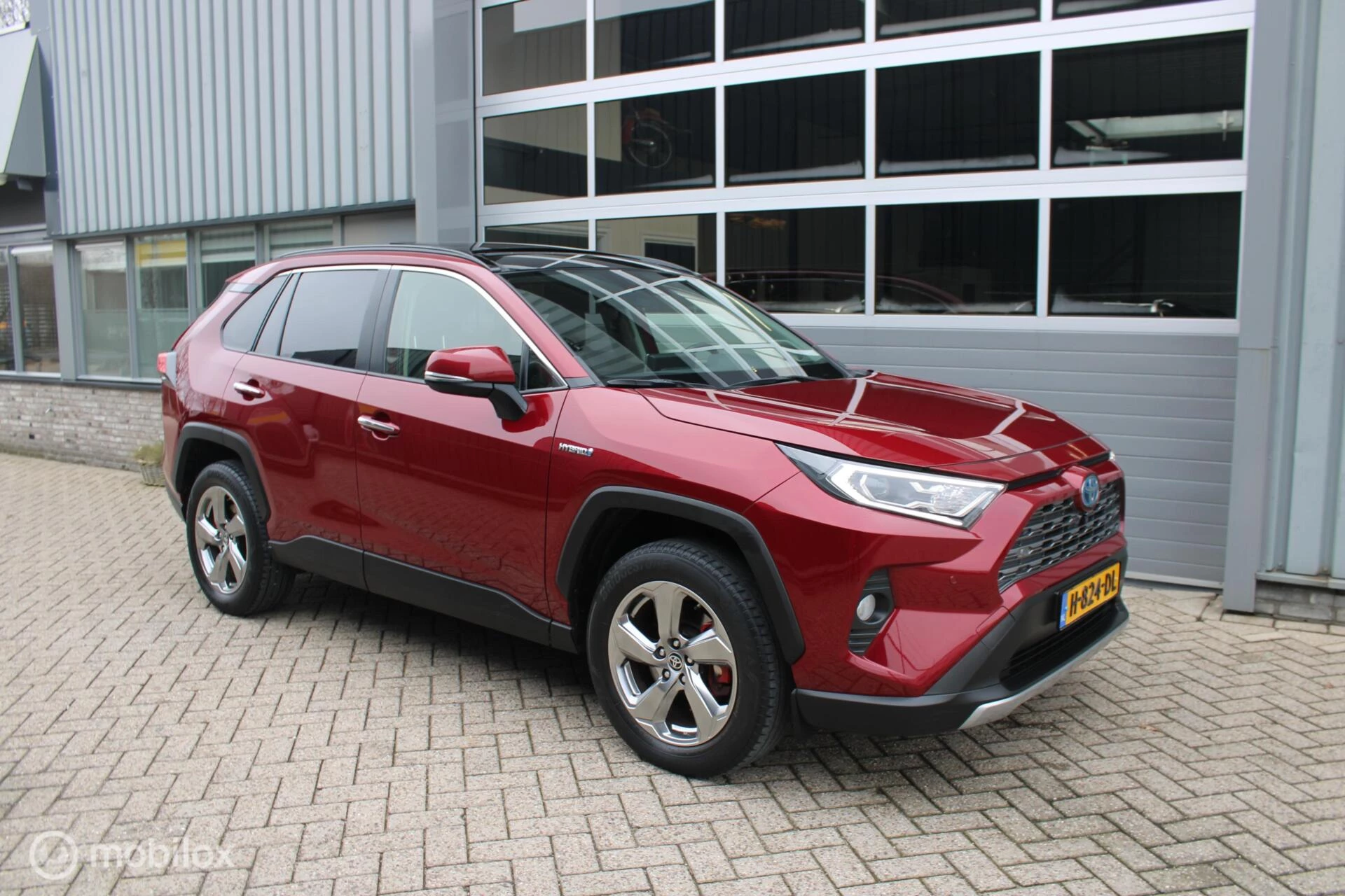 Hoofdafbeelding Toyota RAV4