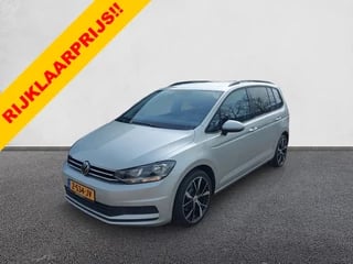 Hoofdafbeelding Volkswagen Touran Volkswagen Touran 1.5 TSI Comfortline 7p, airco,cruise,navigatie,app connect,wegklapbare trekhaak,parkeersensoren,