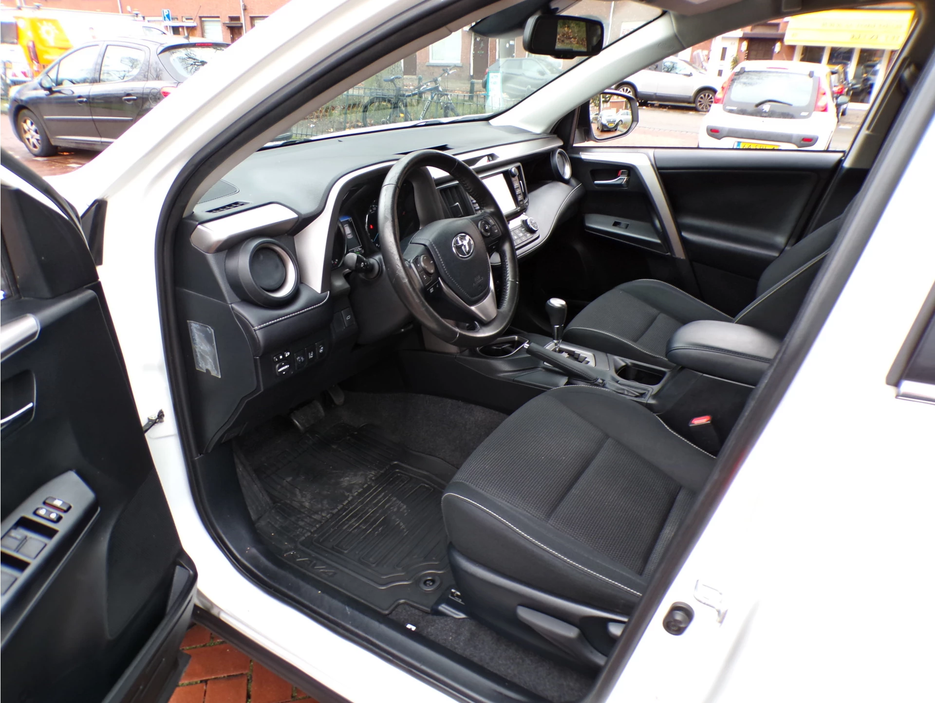 Hoofdafbeelding Toyota RAV4