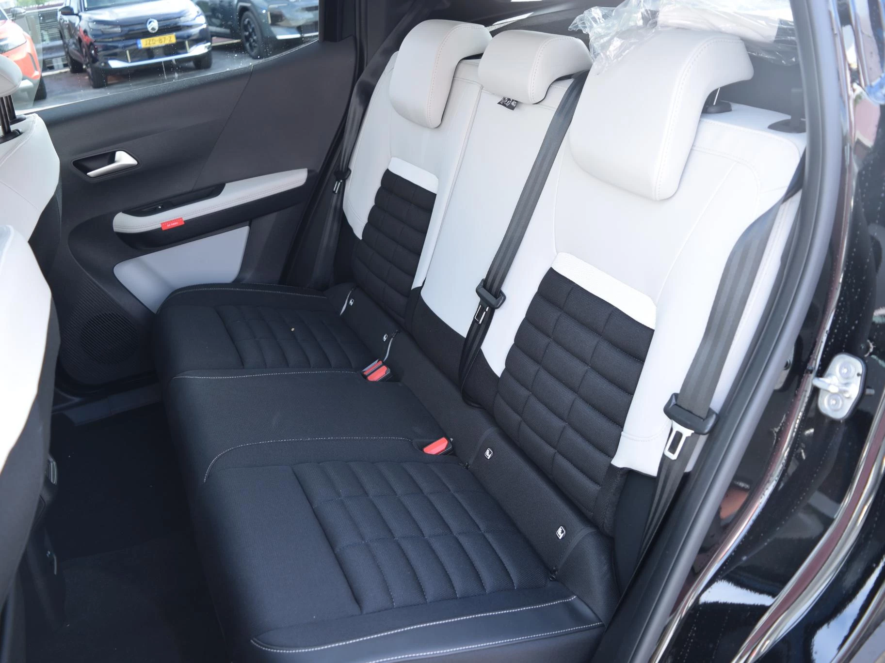 Hoofdafbeelding Citroën ë-C3 Aircross