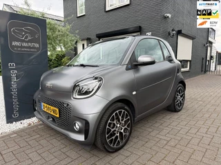 Hoofdafbeelding smart Fortwo Smart Fortwo EQ Comfort PLUS /Leer /Pano /JBL /Camera /Led