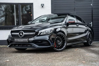 Hoofdafbeelding Mercedes-Benz CLA Mercedes CLA-klasse AMG 45 4MATIC Pano UNIEK Nieuwstaat
