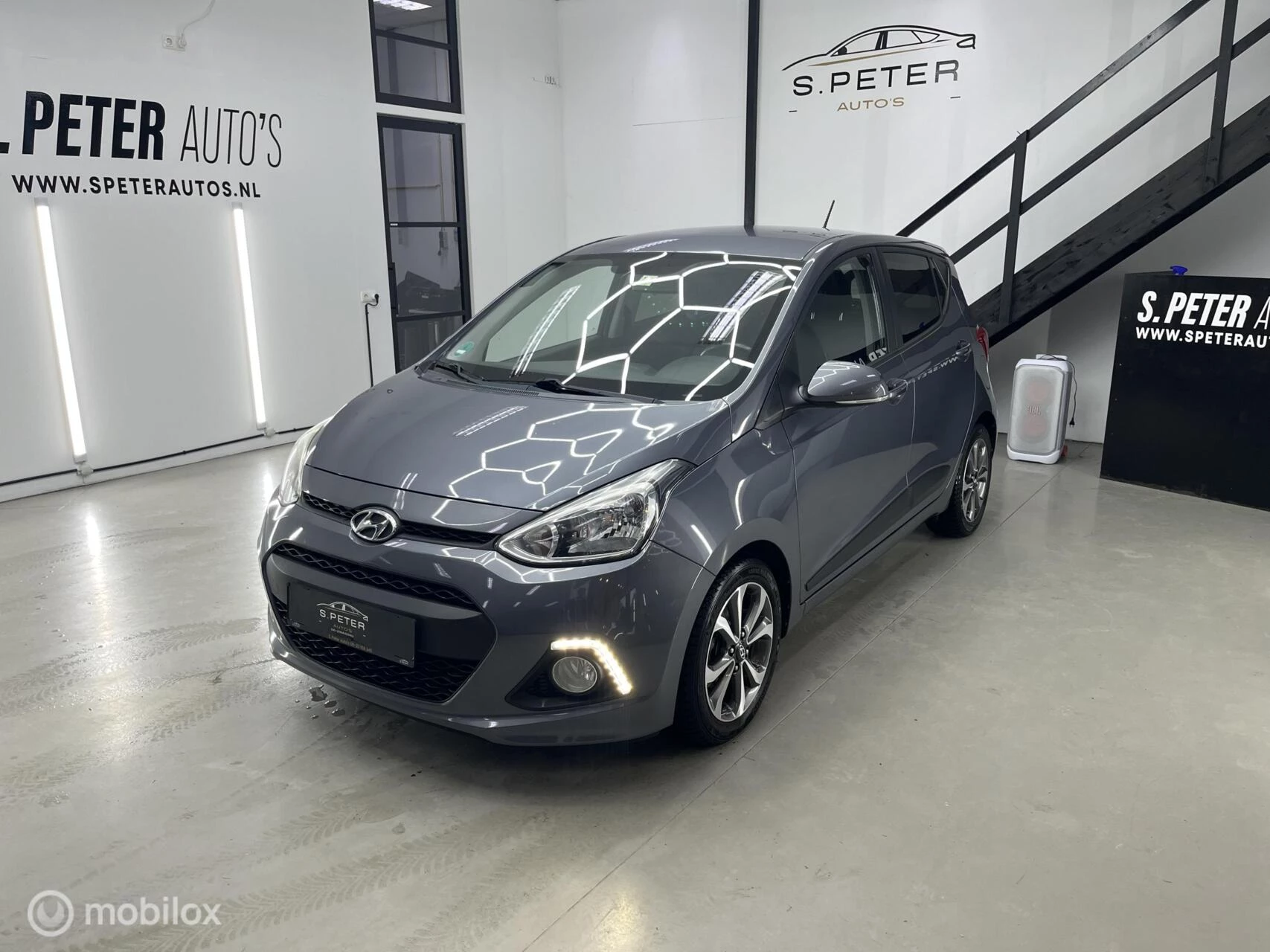 Hoofdafbeelding Hyundai i10