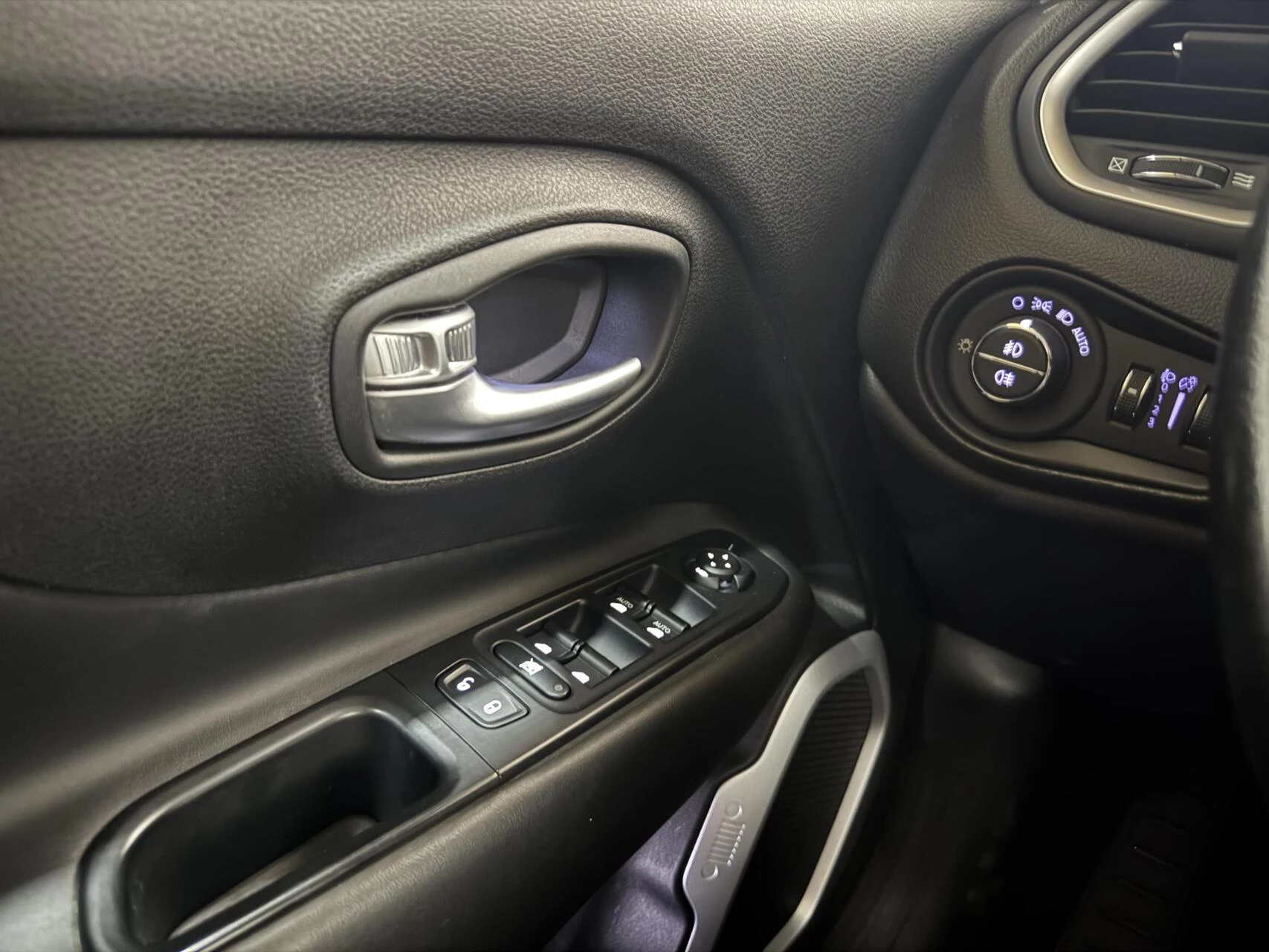 Hoofdafbeelding Jeep Renegade