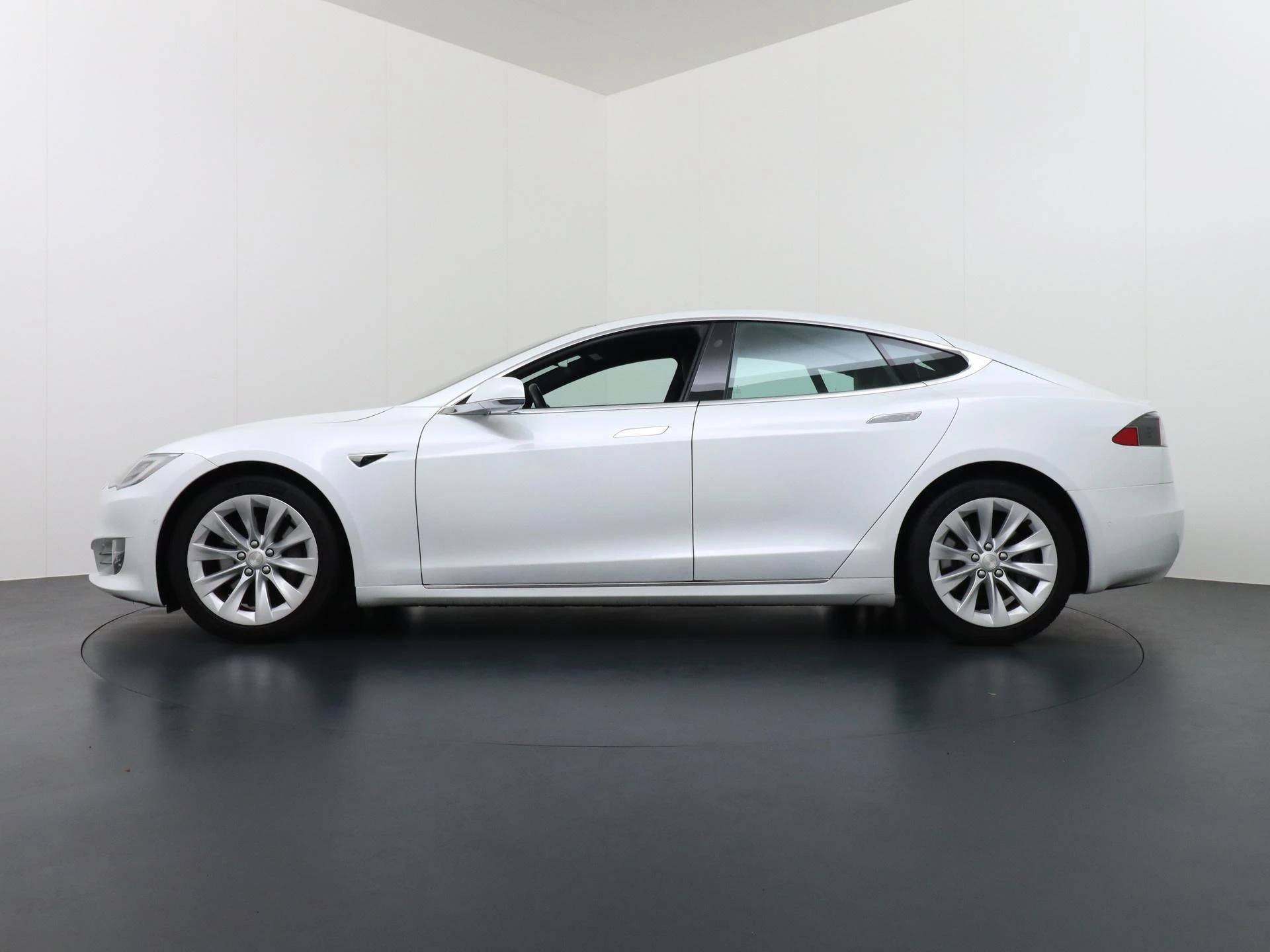 Hoofdafbeelding Tesla Model S