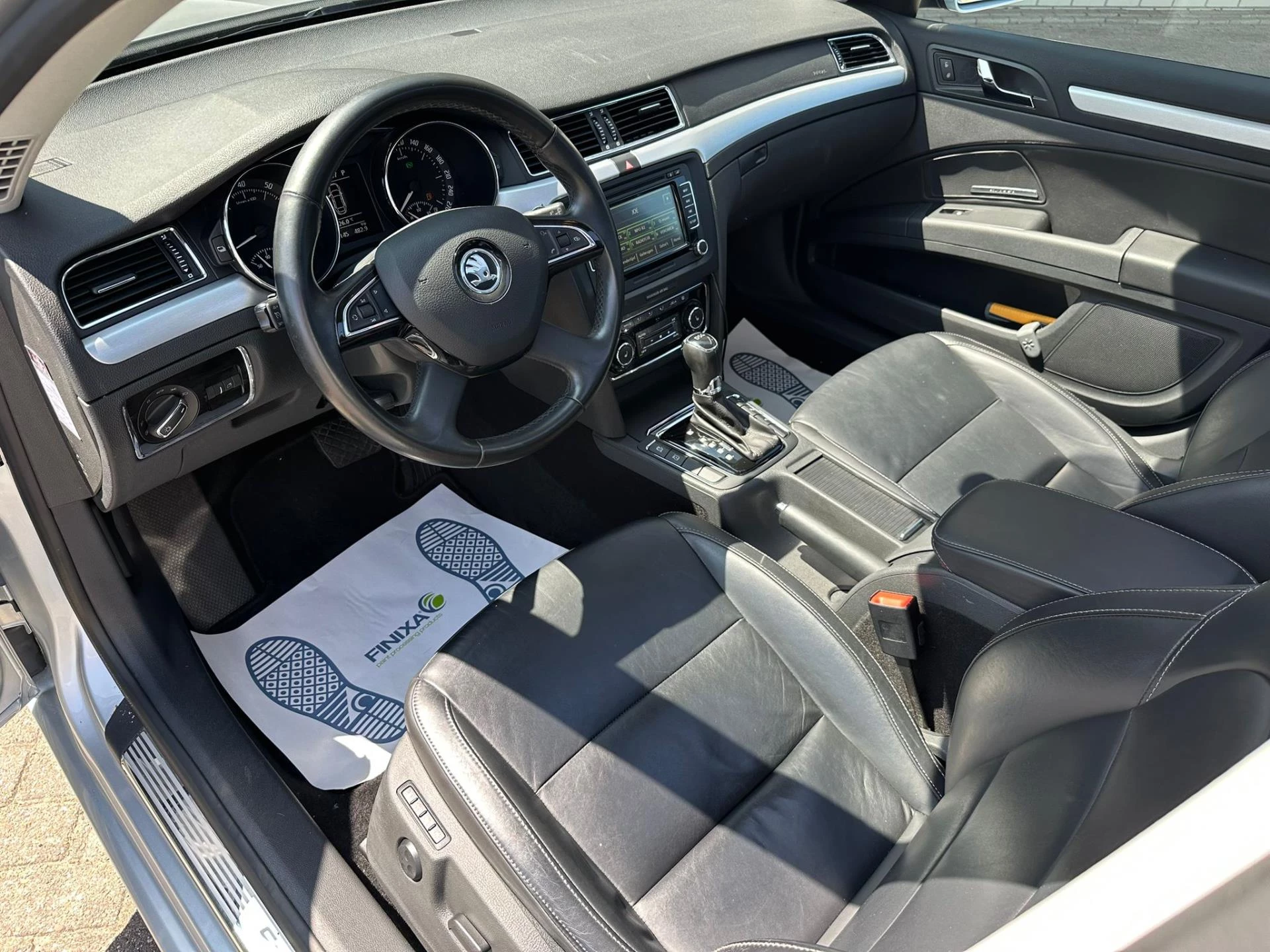 Hoofdafbeelding Škoda Superb