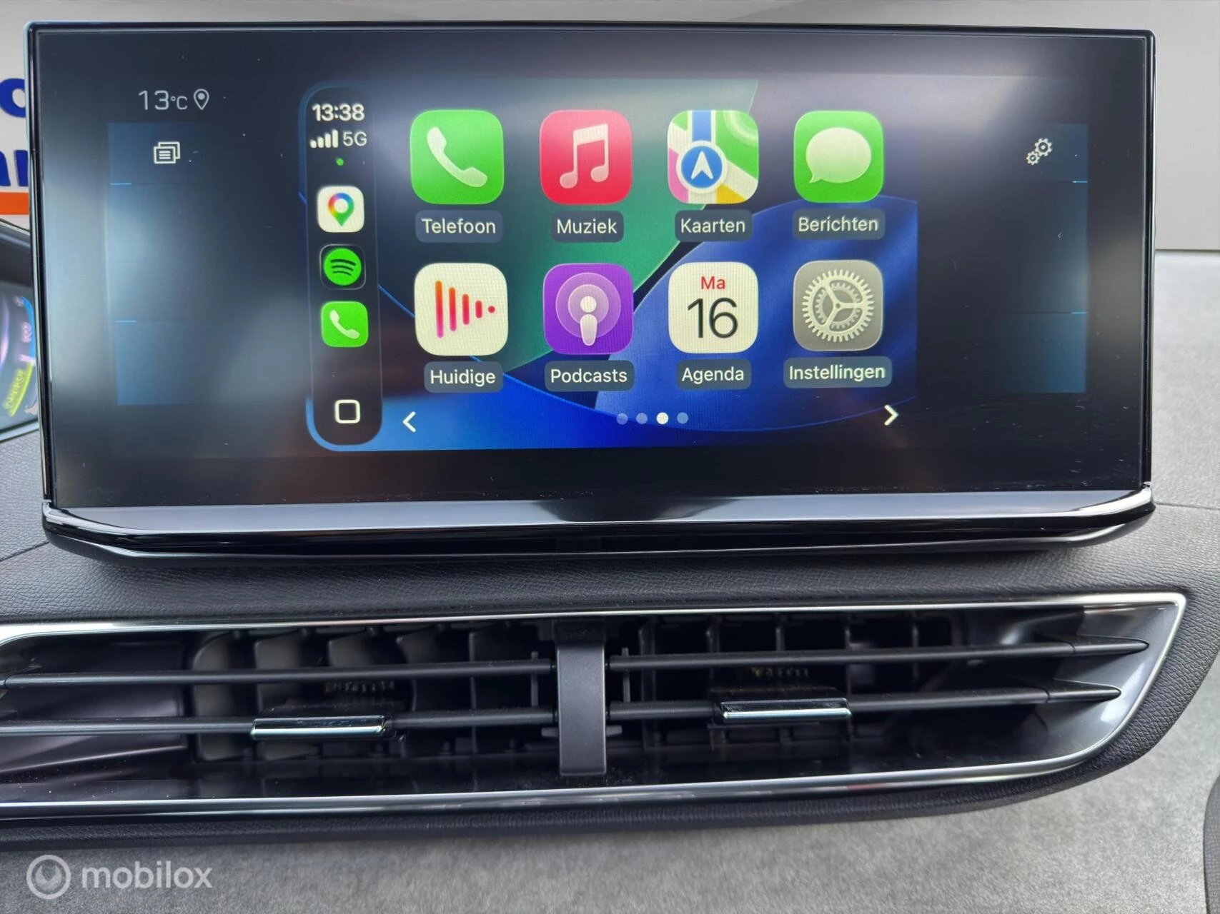 Hoofdafbeelding Peugeot 5008