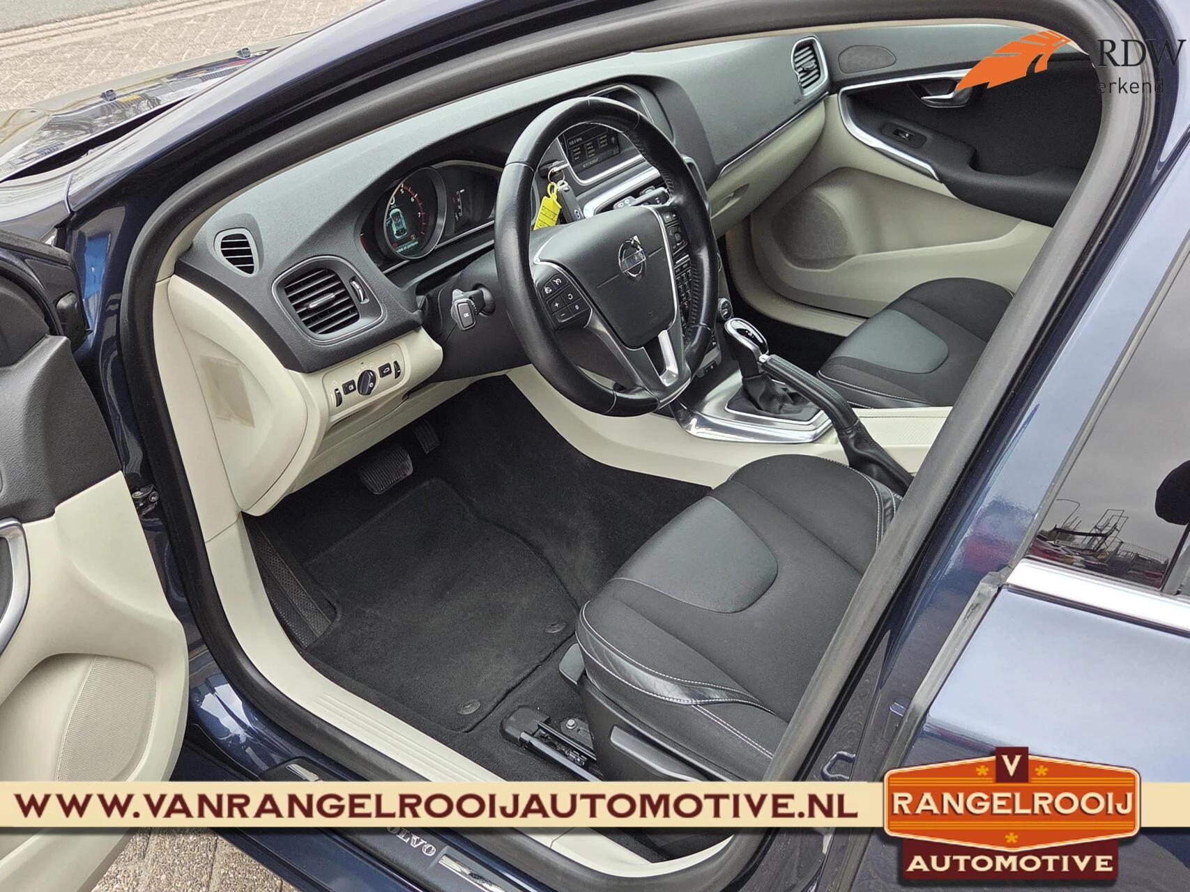 Hoofdafbeelding Volvo V40