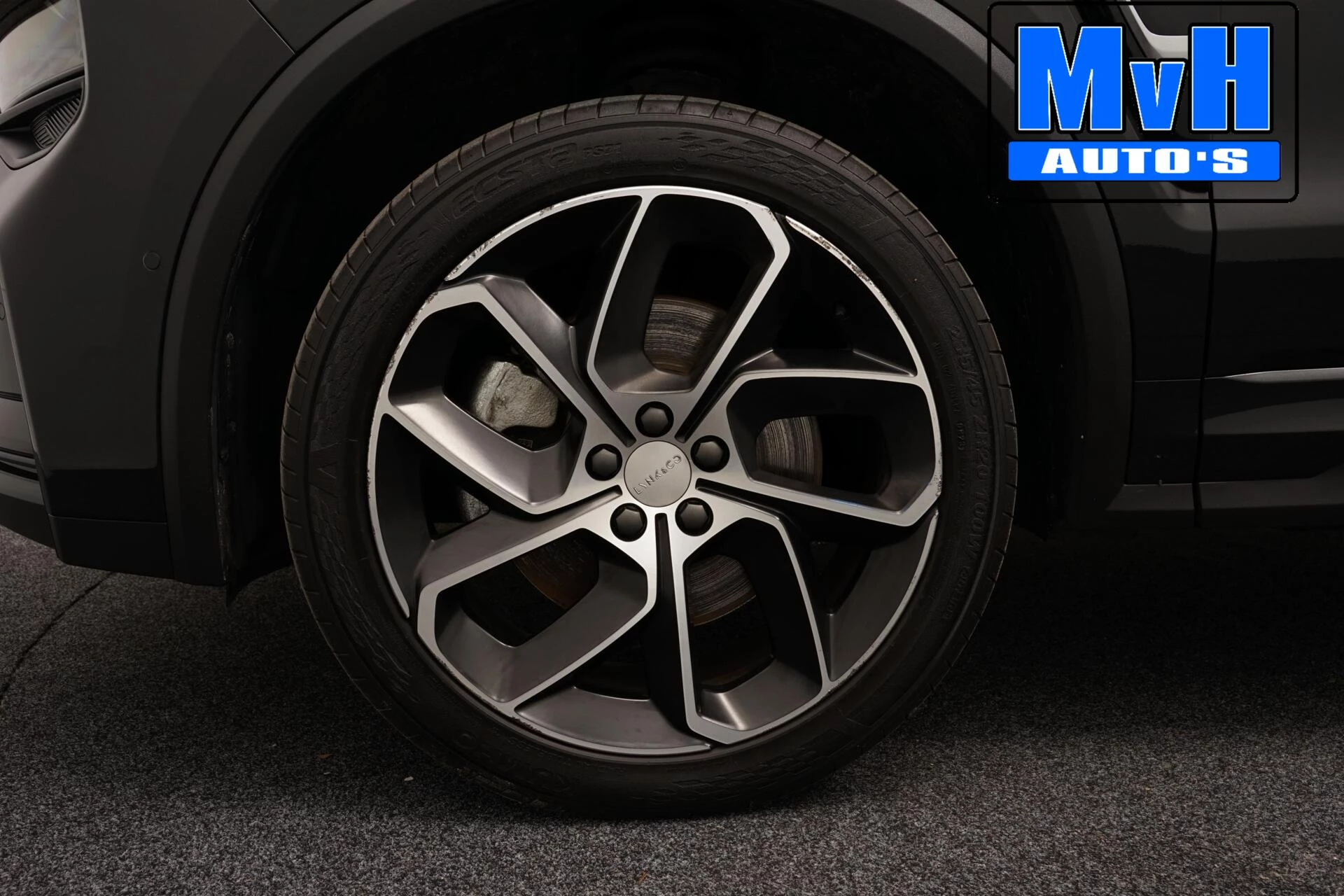 Hoofdafbeelding Lynk & Co 01