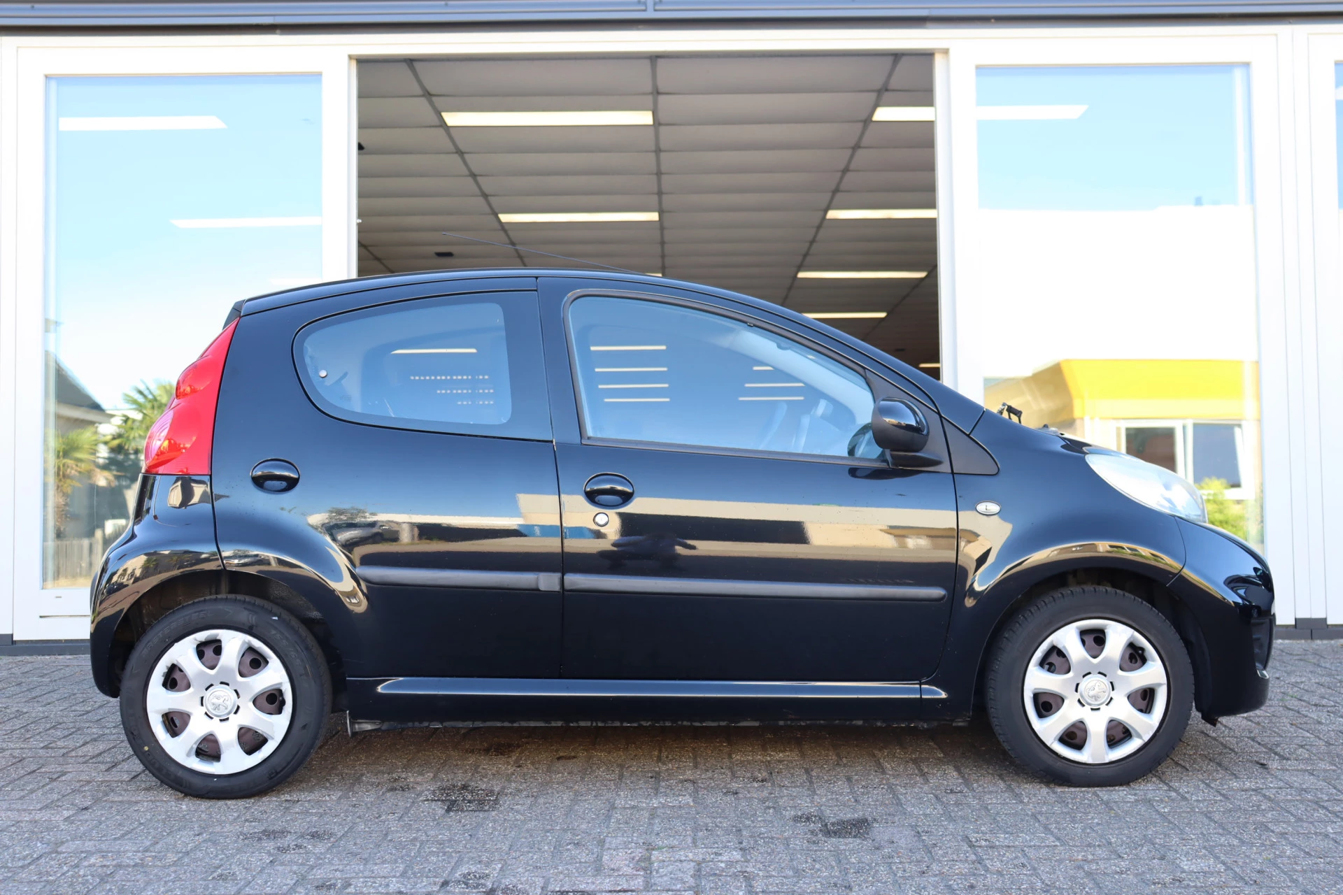 Hoofdafbeelding Peugeot 107
