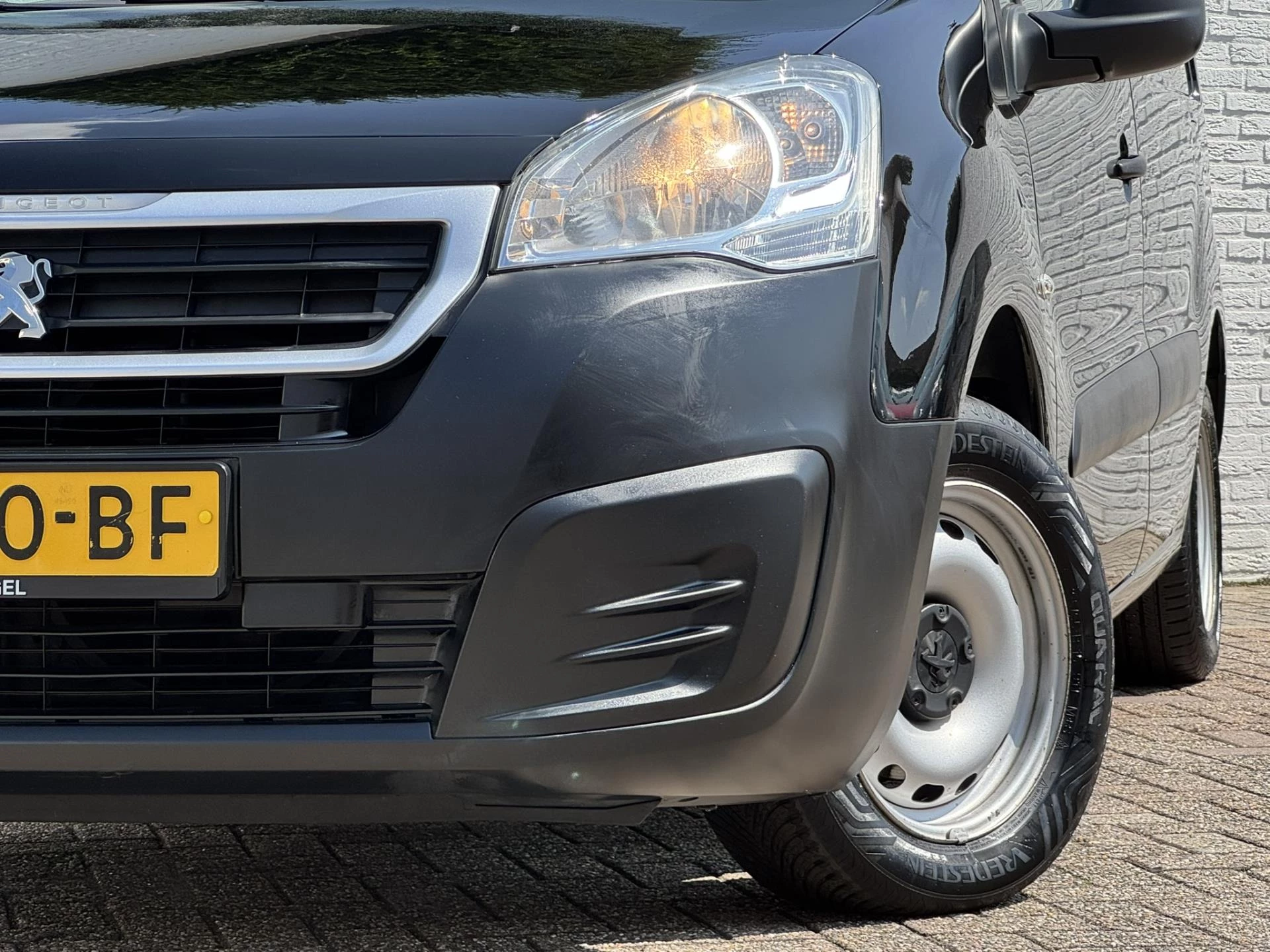 Hoofdafbeelding Peugeot Partner
