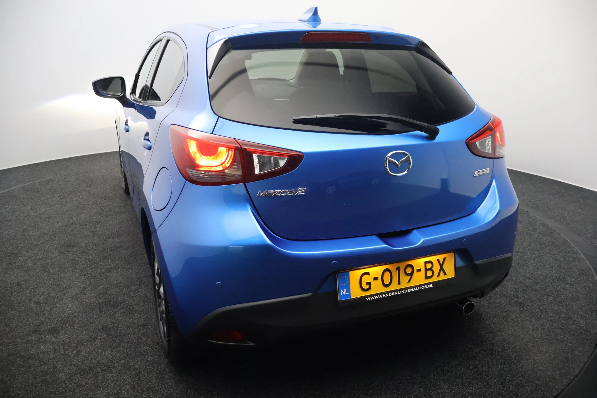 Hoofdafbeelding Mazda 2