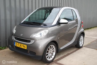 Hoofdafbeelding smart Fortwo Smart fortwo coupé 1.0 Passion