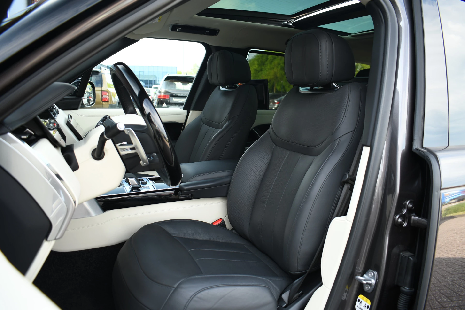 Hoofdafbeelding Land Rover Range Rover