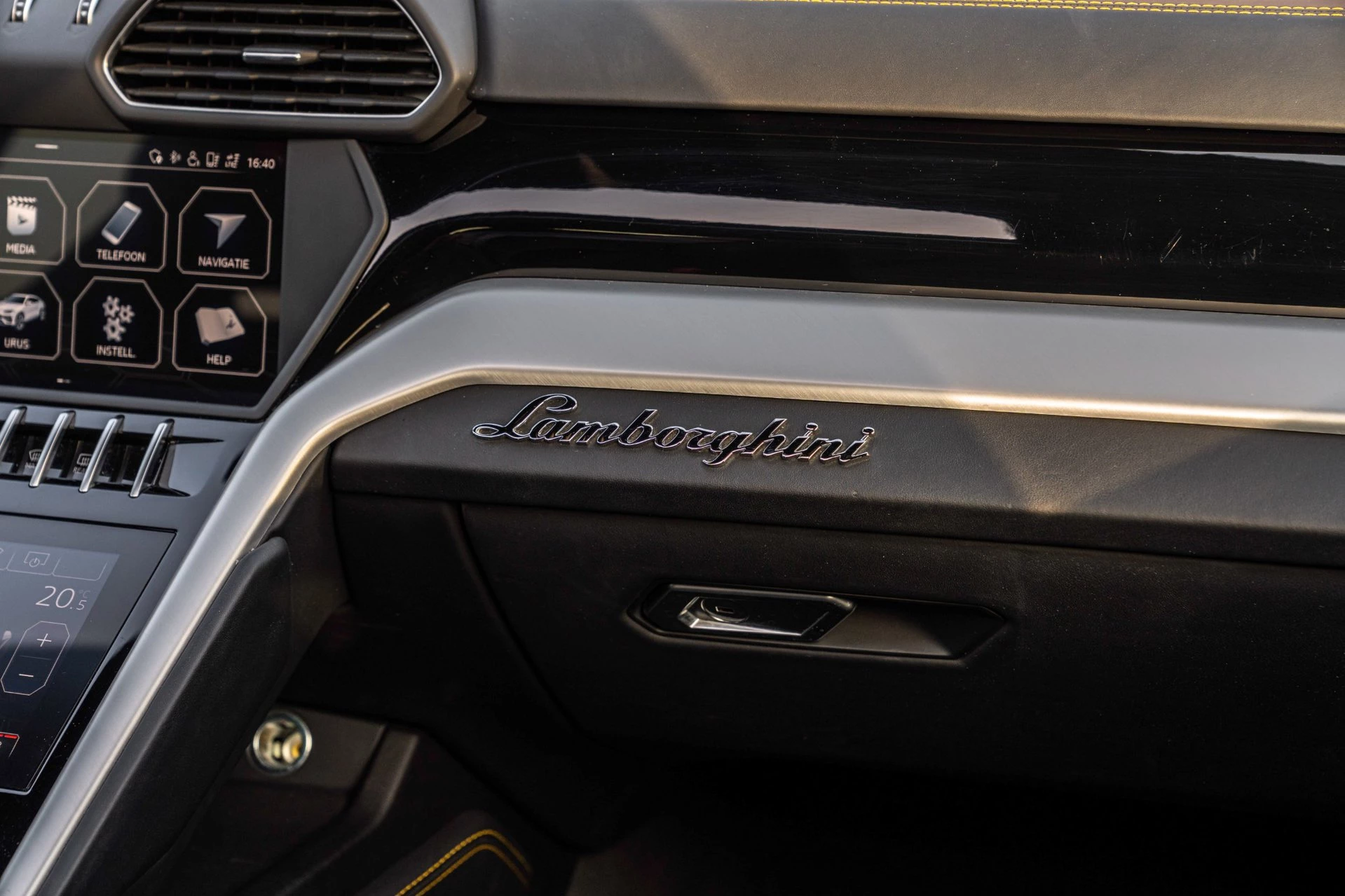 Hoofdafbeelding Lamborghini Urus