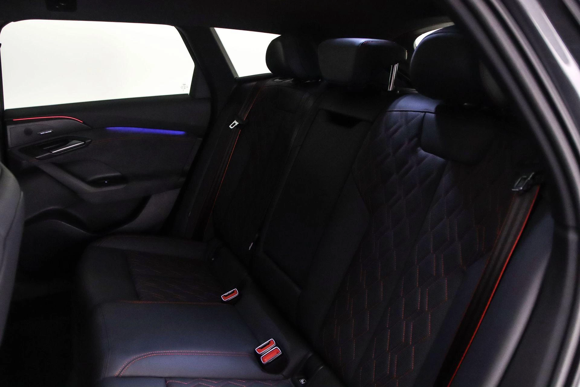 Hoofdafbeelding Audi A6 Avant e-tron