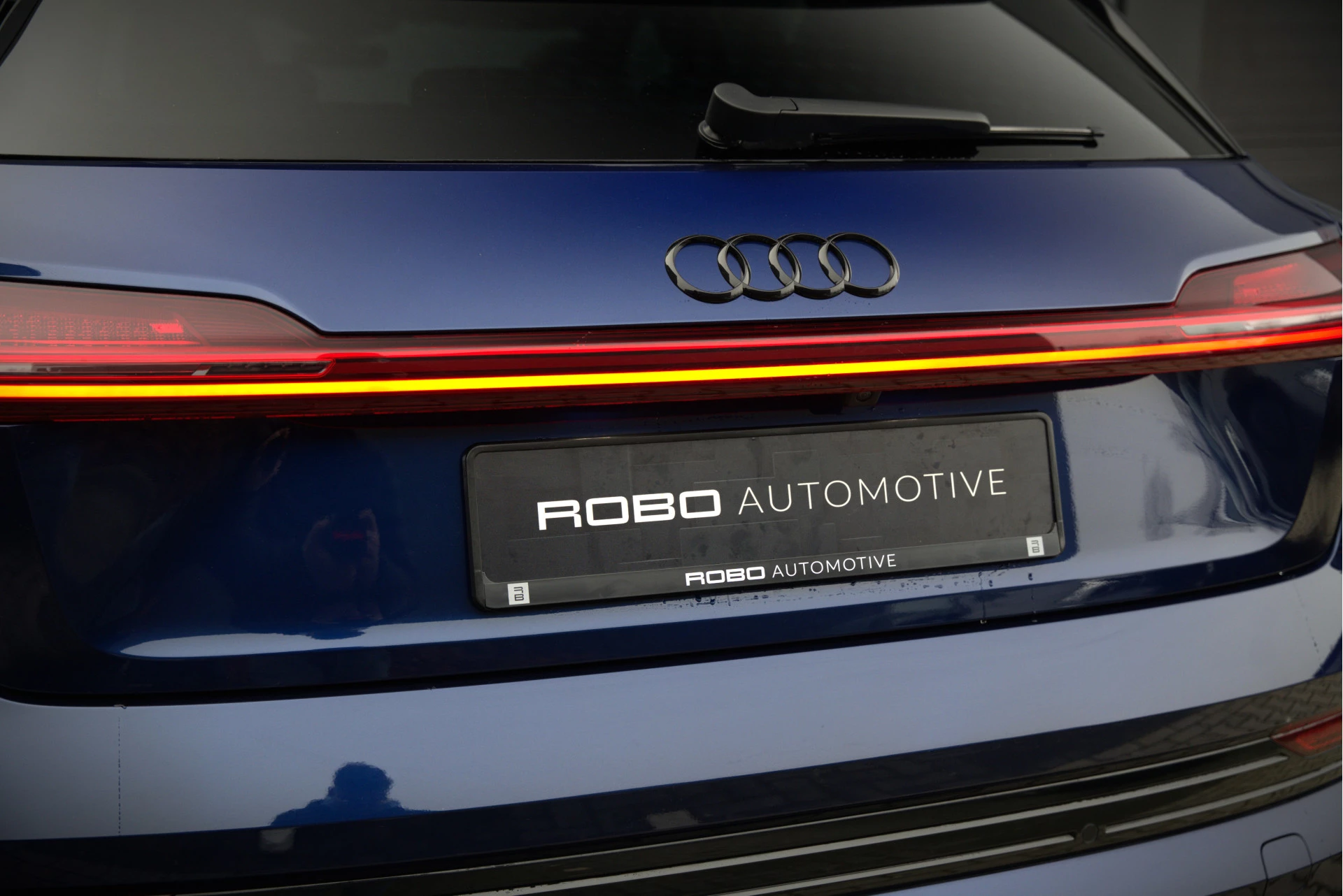 Hoofdafbeelding Audi e-tron