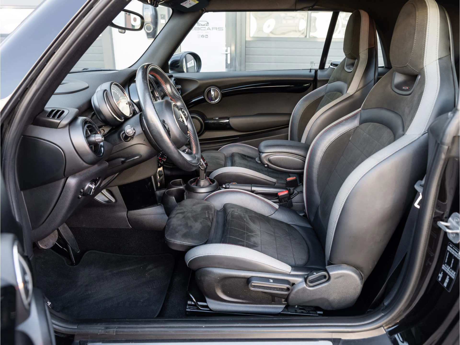 Hoofdafbeelding MINI Cooper S Cabrio