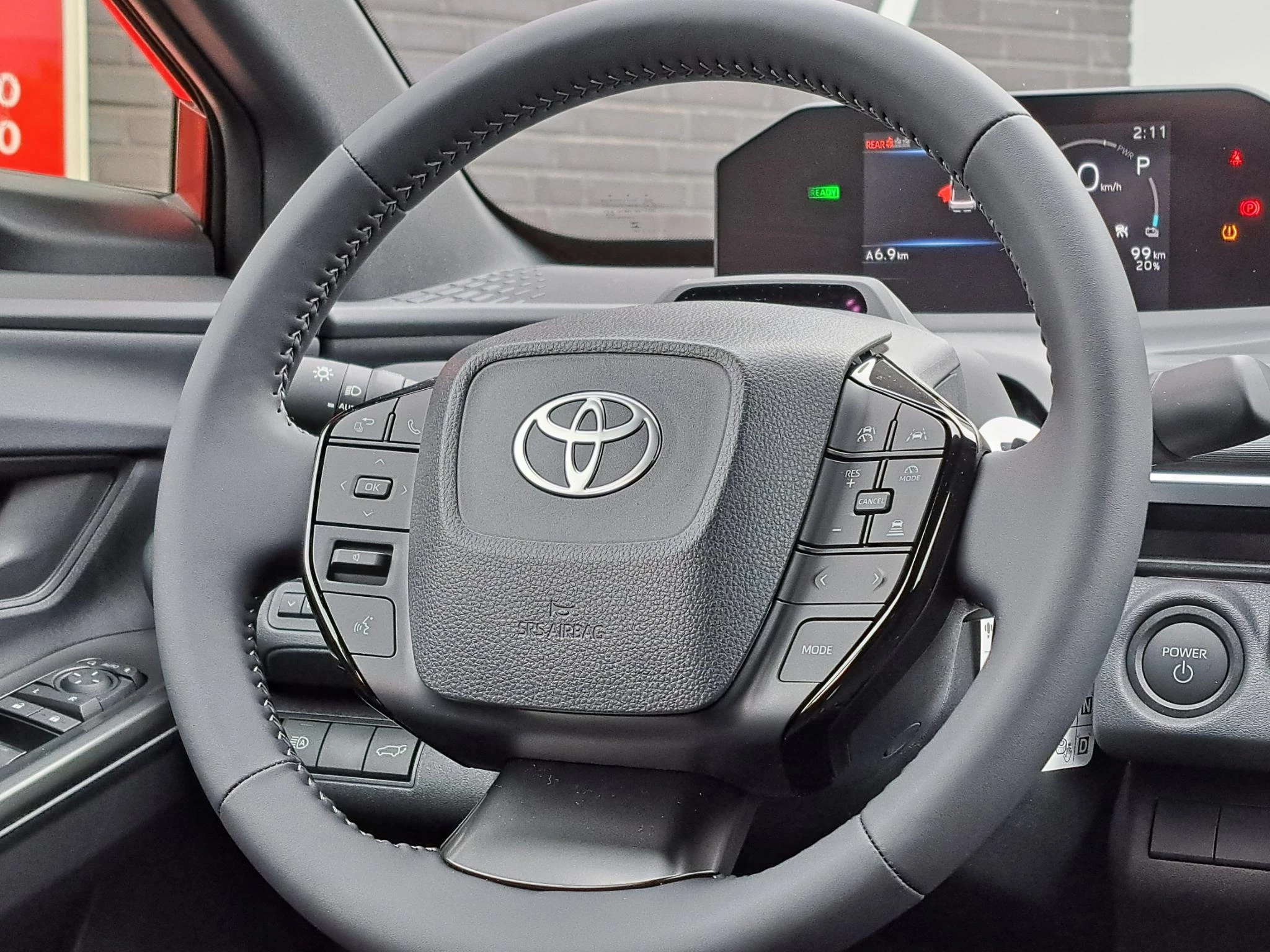 Hoofdafbeelding Toyota C-HR+