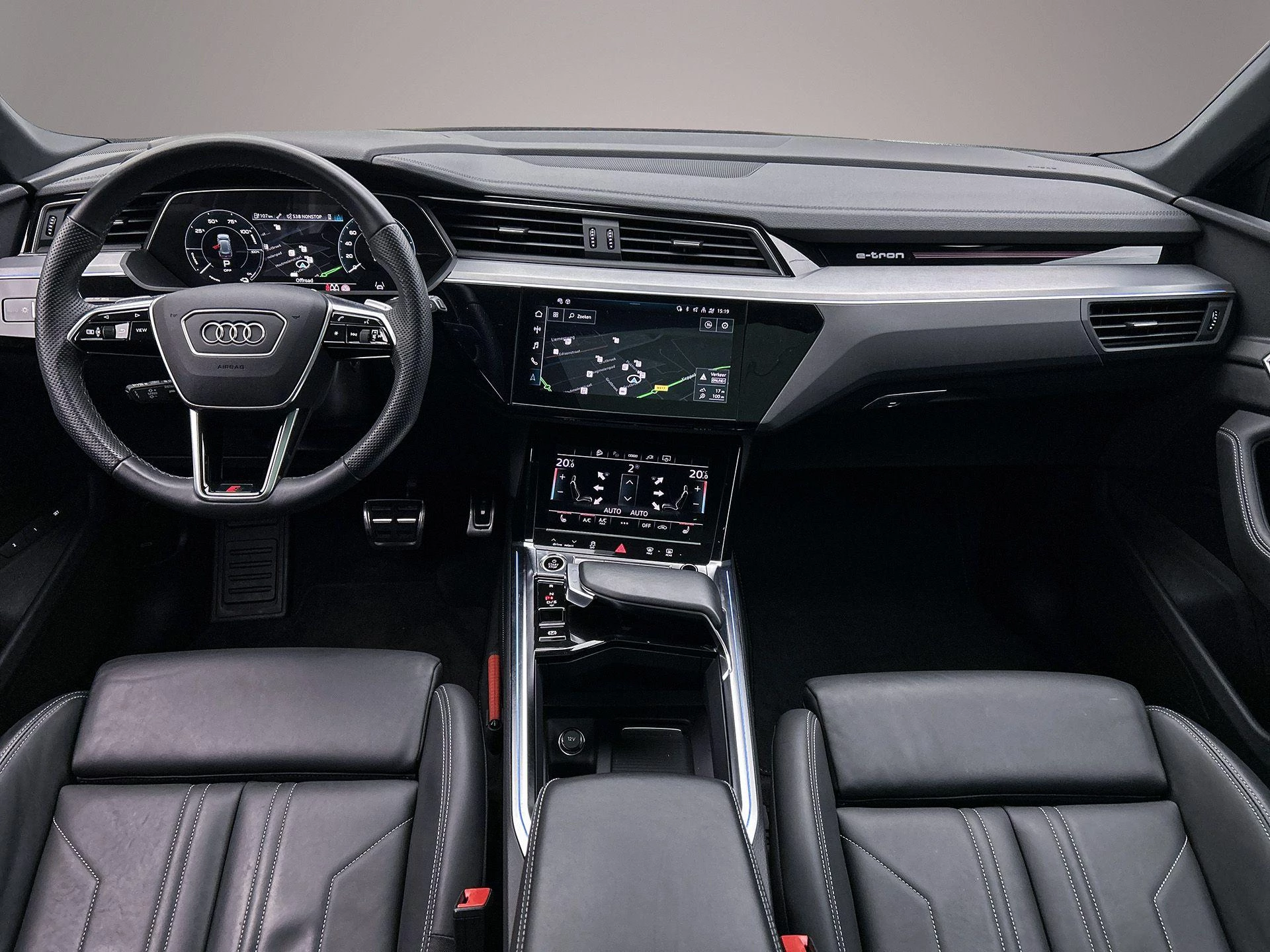 Hoofdafbeelding Audi Q8 e-tron