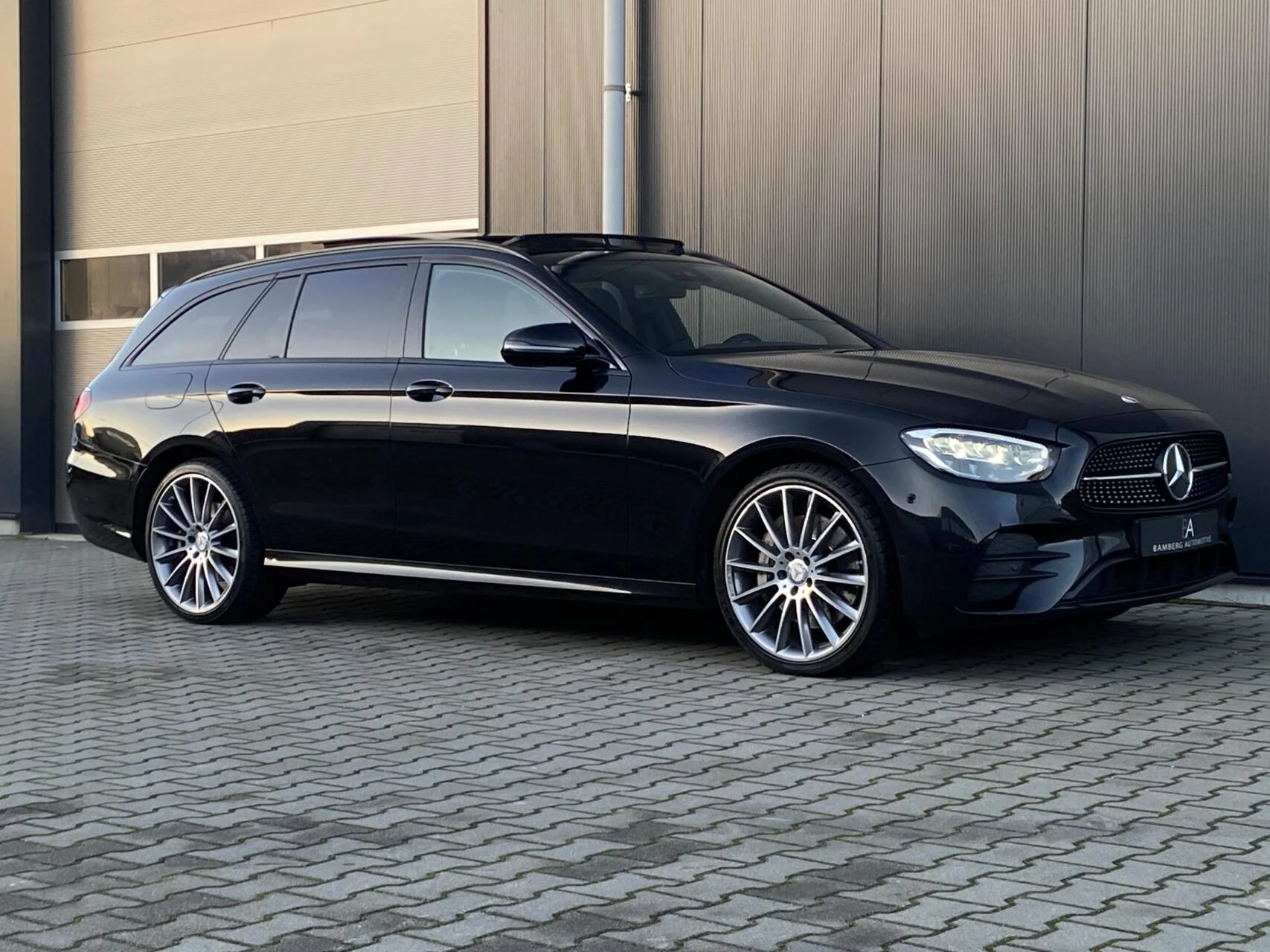 Hoofdafbeelding Mercedes-Benz E-Klasse