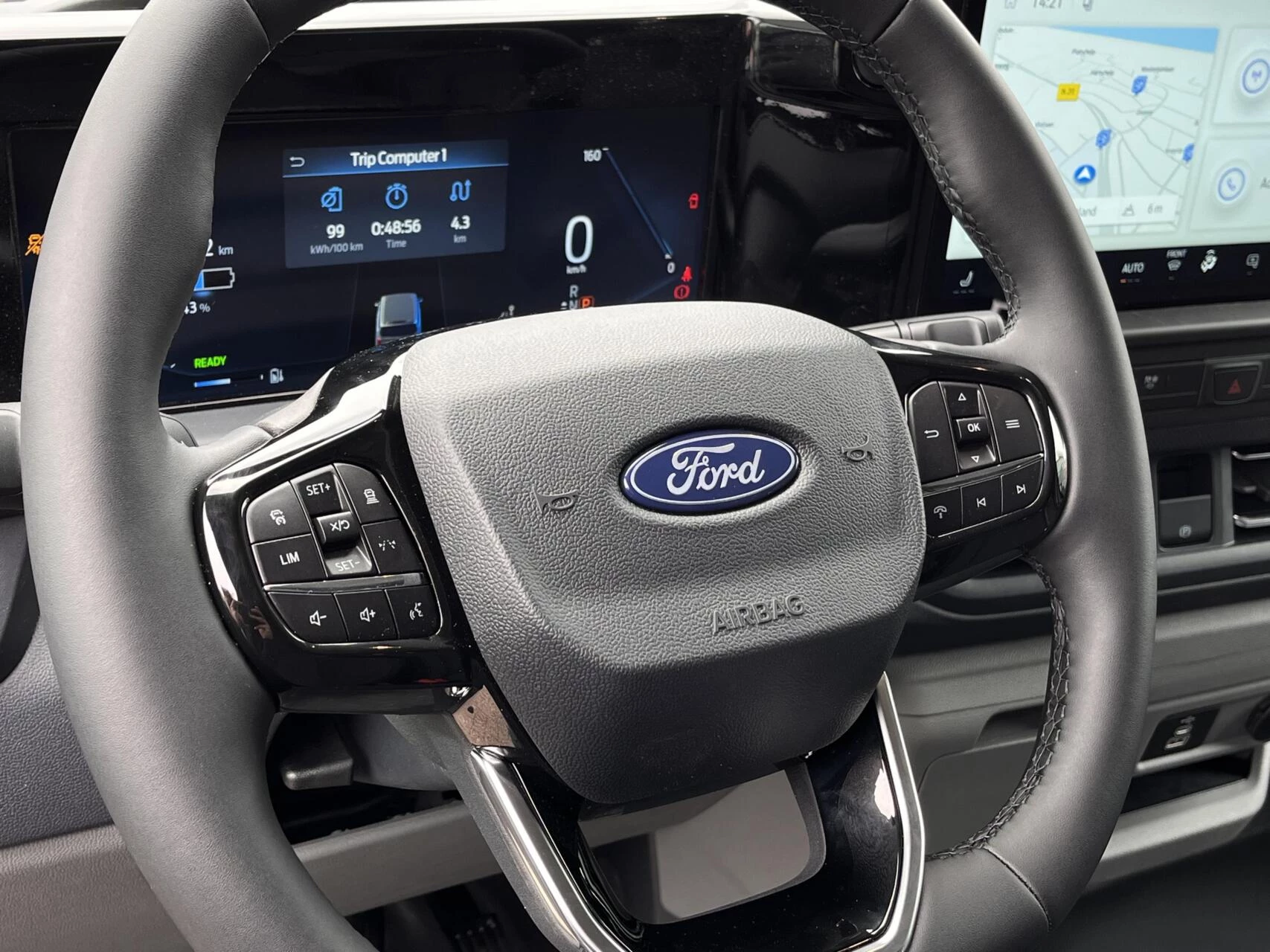 Hoofdafbeelding Ford E-Transit Custom