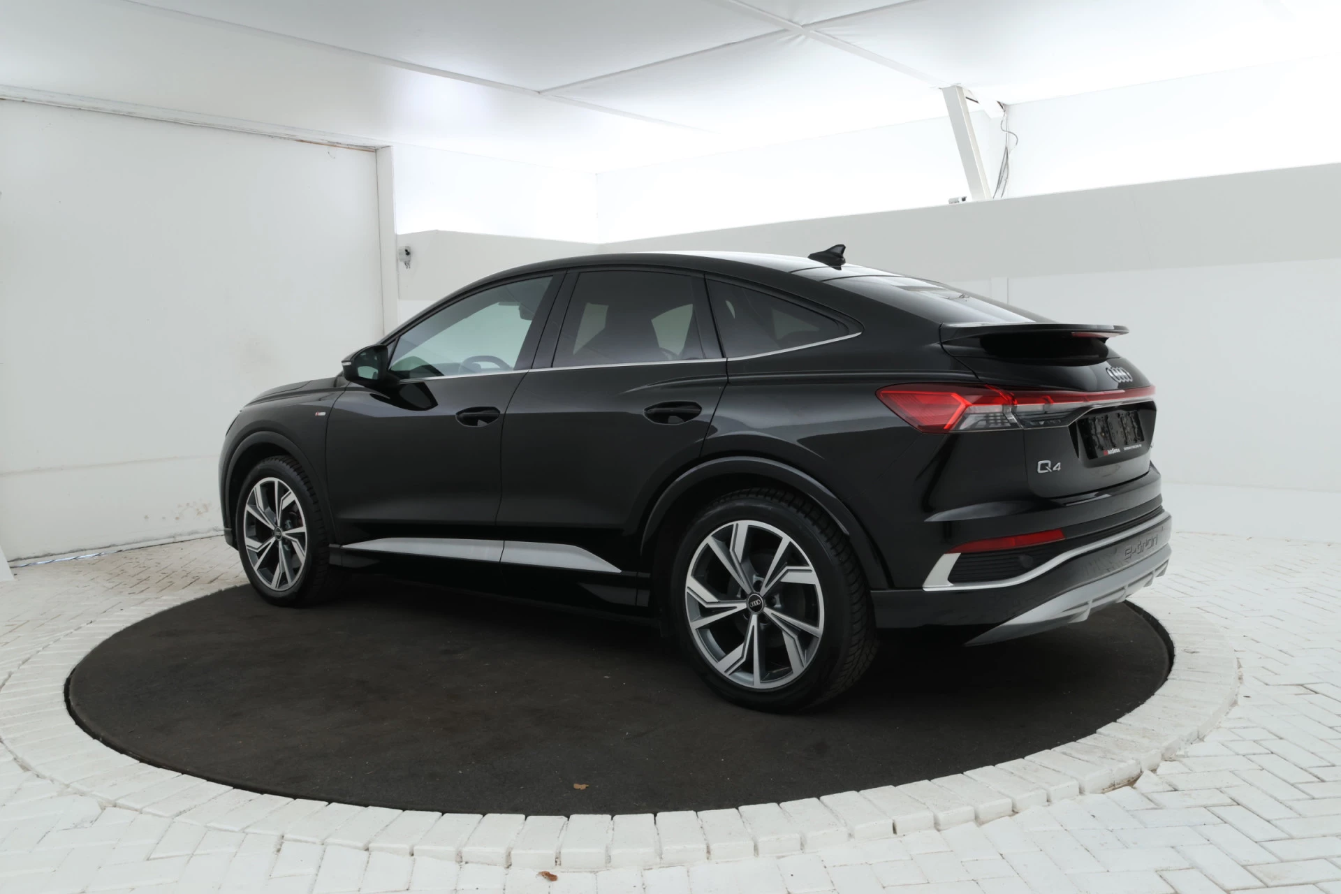 Hoofdafbeelding Audi Q4 Sportback e-tron