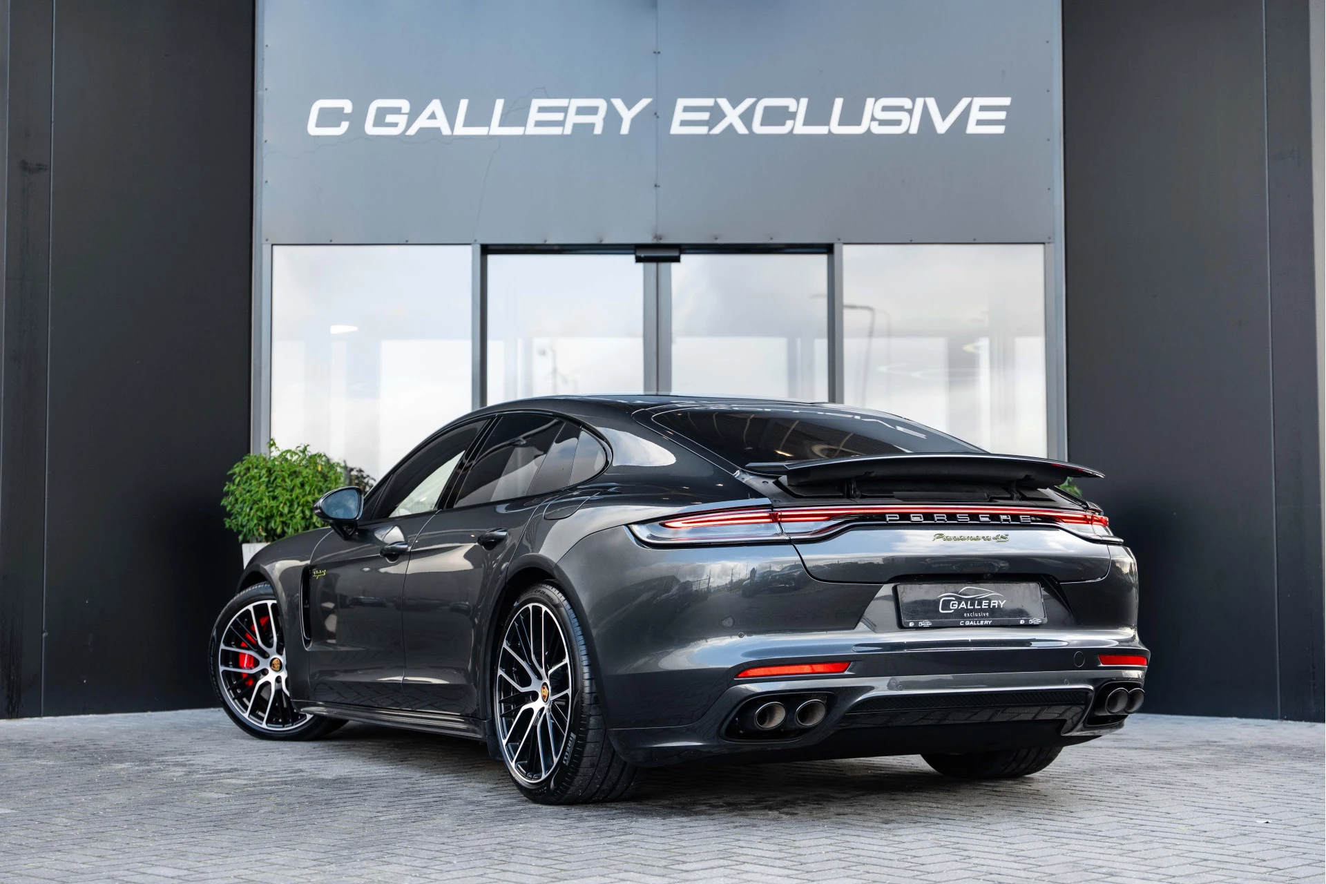Hoofdafbeelding Porsche Panamera