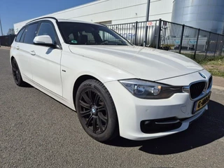 Hoofdafbeelding BMW 3 Serie BMW 3 Serie 316I BUSINESS Pano