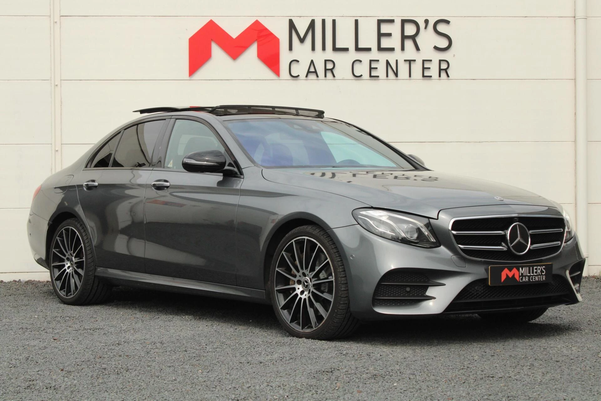Hoofdafbeelding Mercedes-Benz E-Klasse