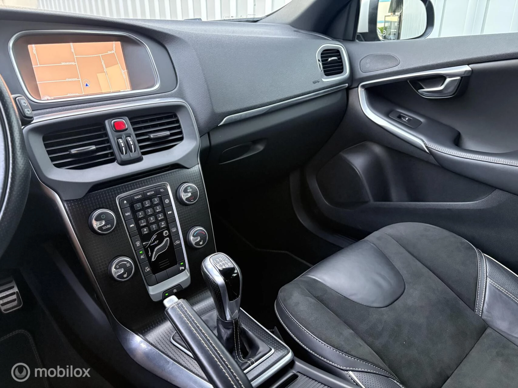 Hoofdafbeelding Volvo V40