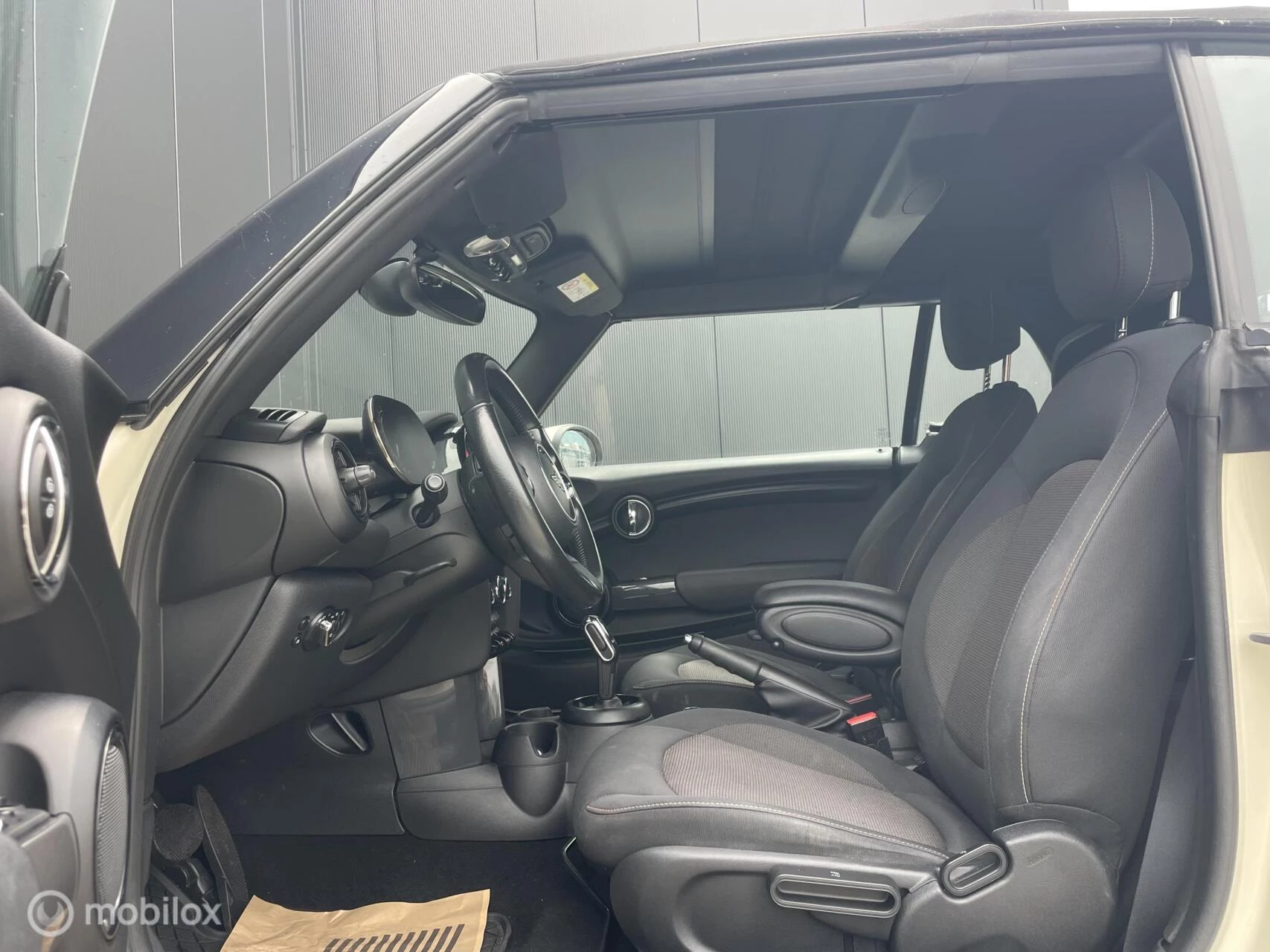 Hoofdafbeelding MINI Cooper Cabrio