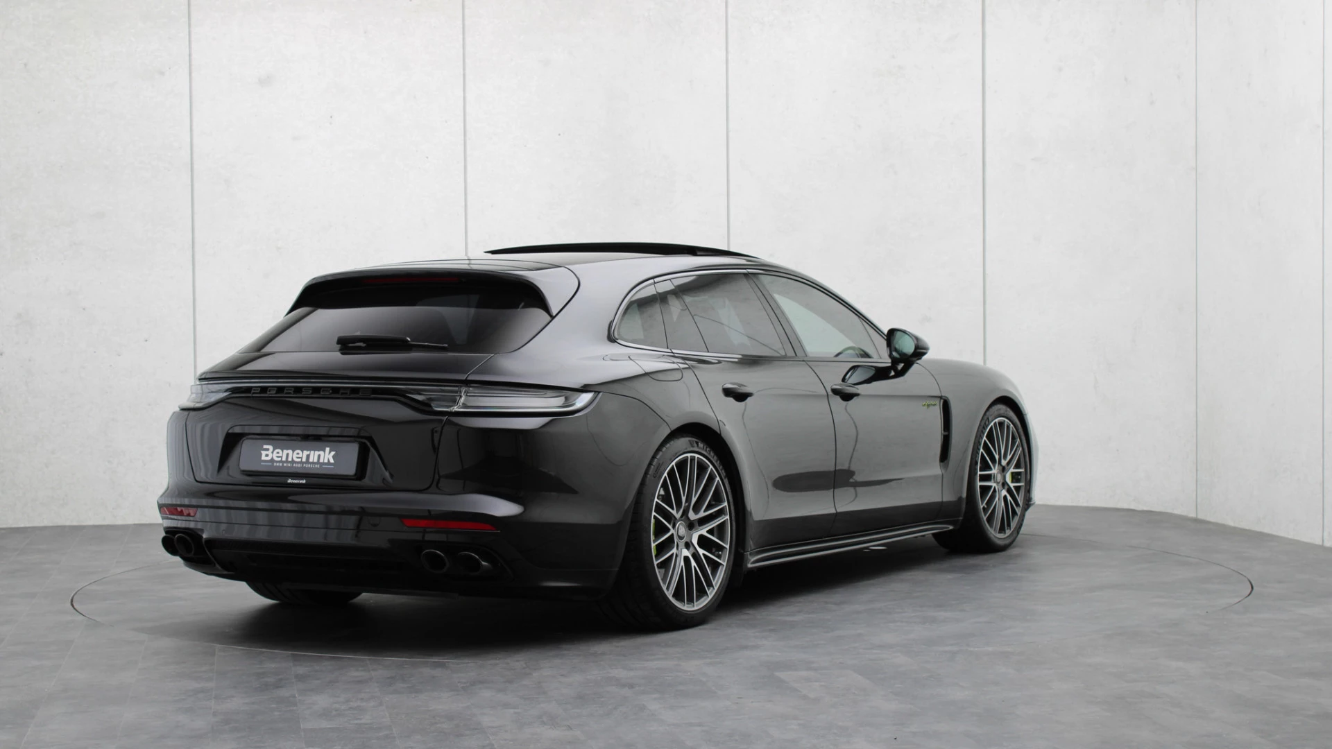 Hoofdafbeelding Porsche Panamera