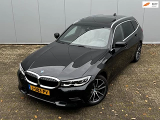 BMW 3-serie Touring 320i HIGH EXECUTIVE PANORAMADAK LEDER STOELVERWARMING NAP DEALER ONDERHOUDEN ORIG NEDERLANDSE AUTO M SPORT