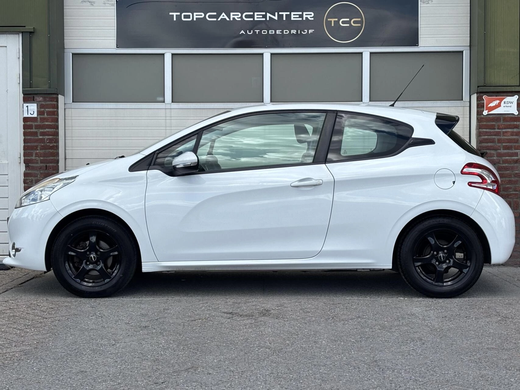 Hoofdafbeelding Peugeot 208