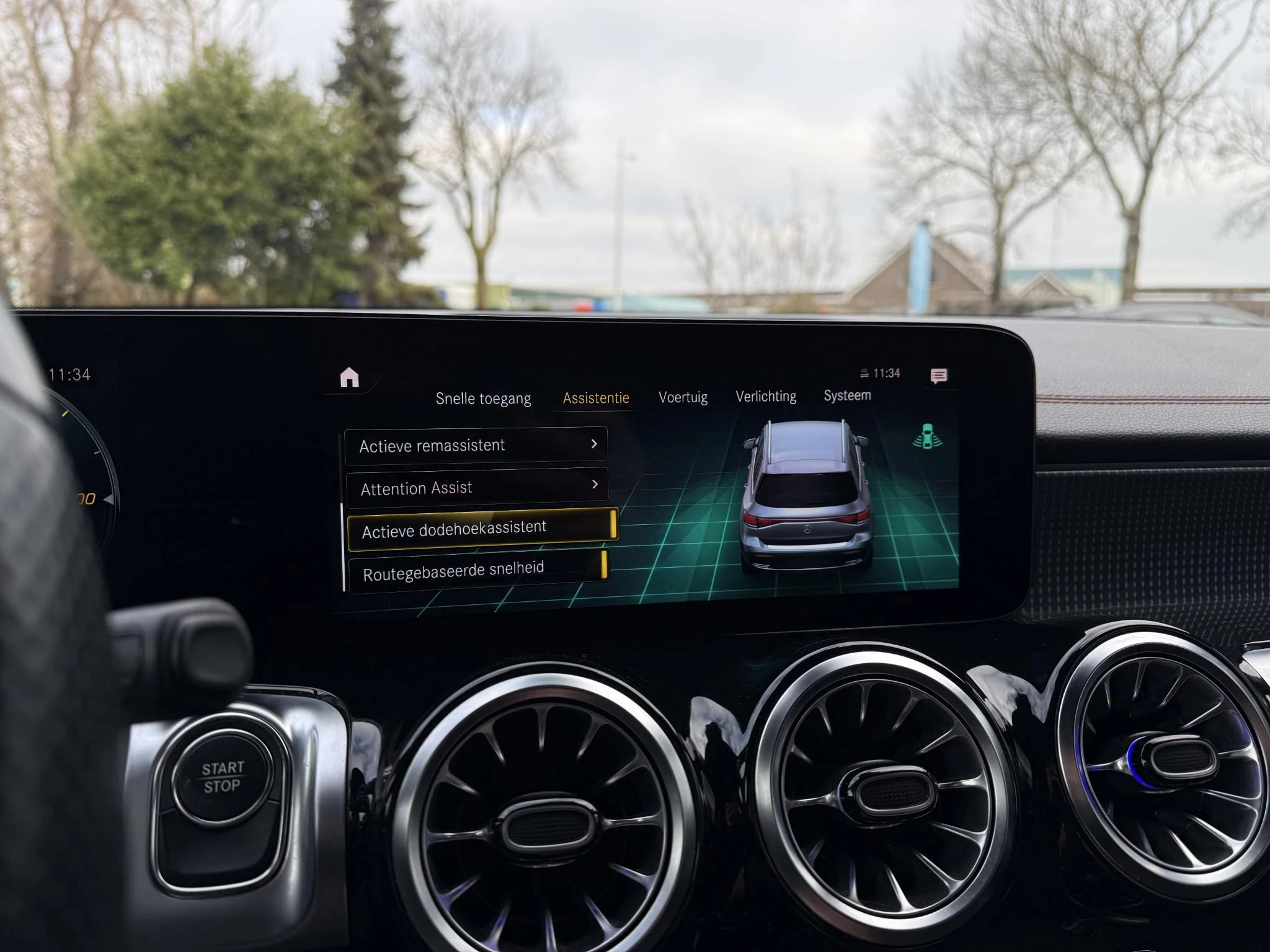 Hoofdafbeelding Mercedes-Benz EQB