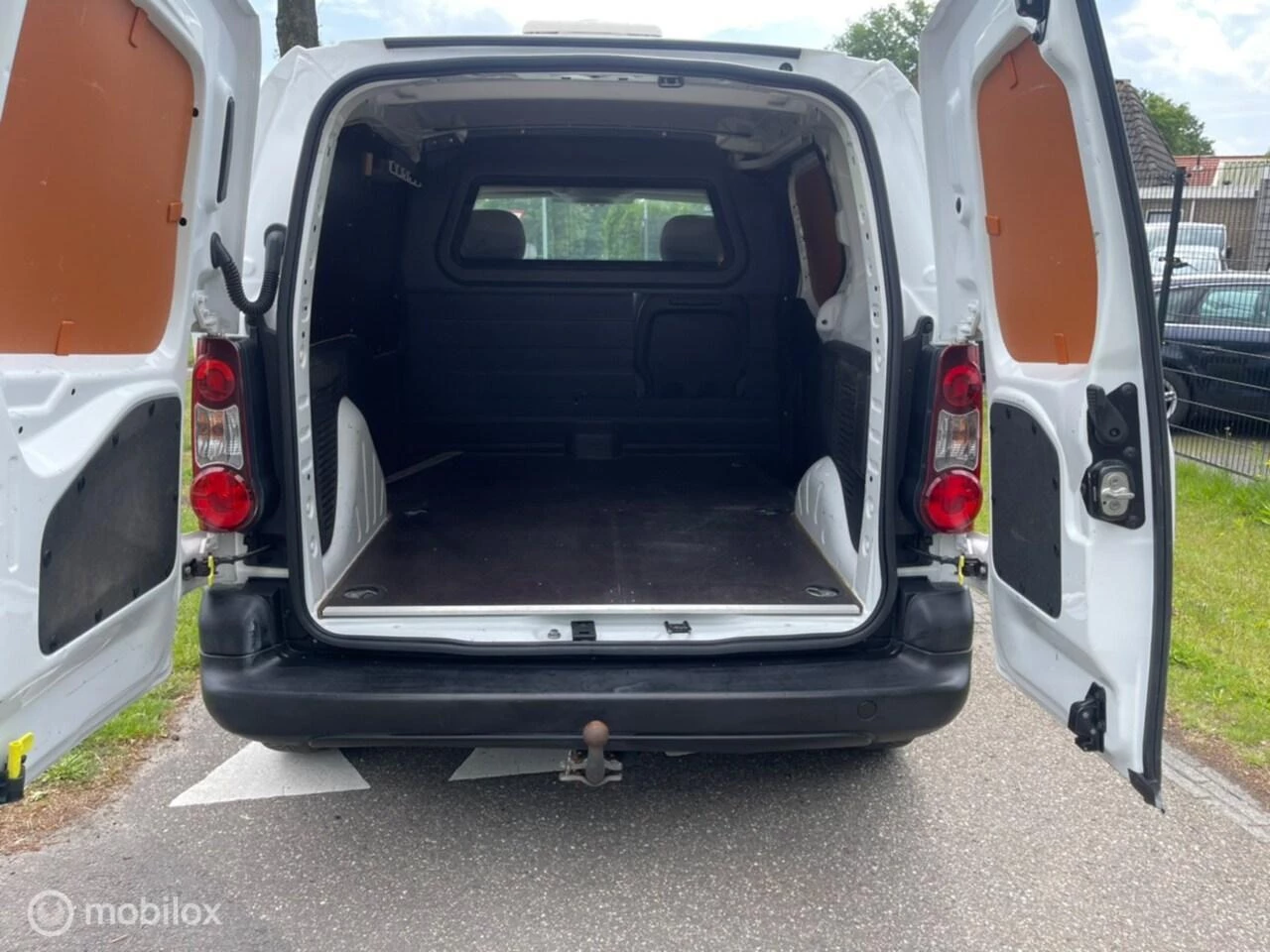 Hoofdafbeelding Peugeot Partner