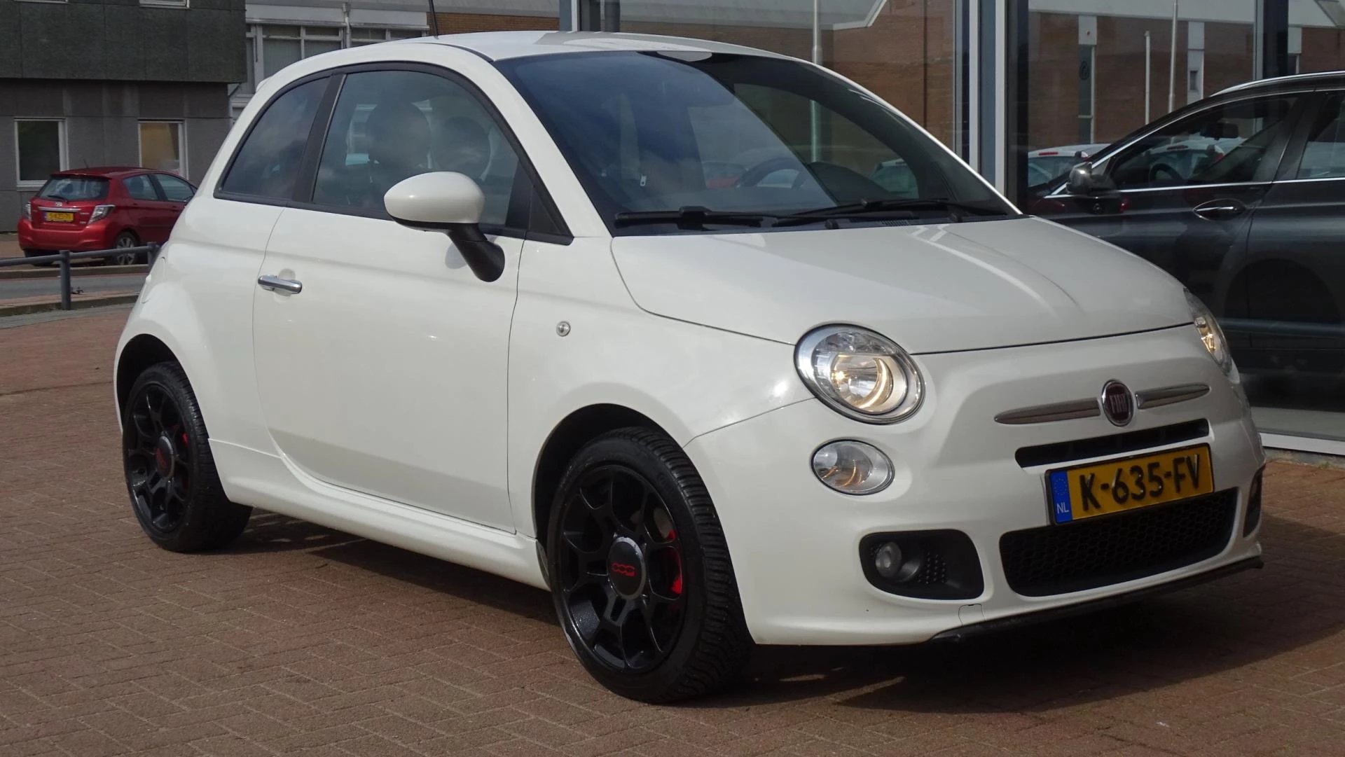 Hoofdafbeelding Fiat 500