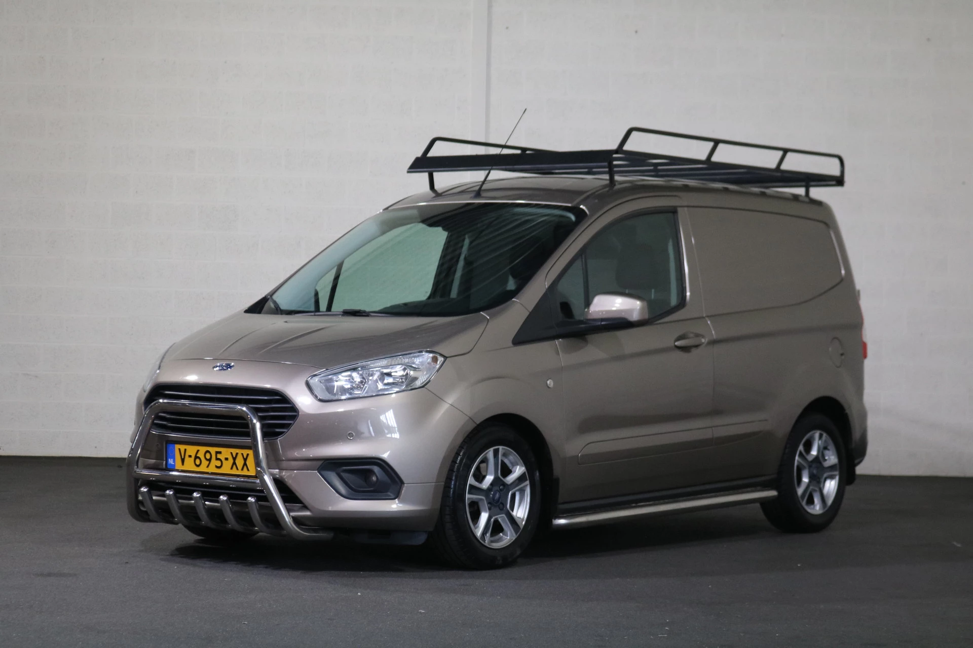 Hoofdafbeelding Ford Transit Courier