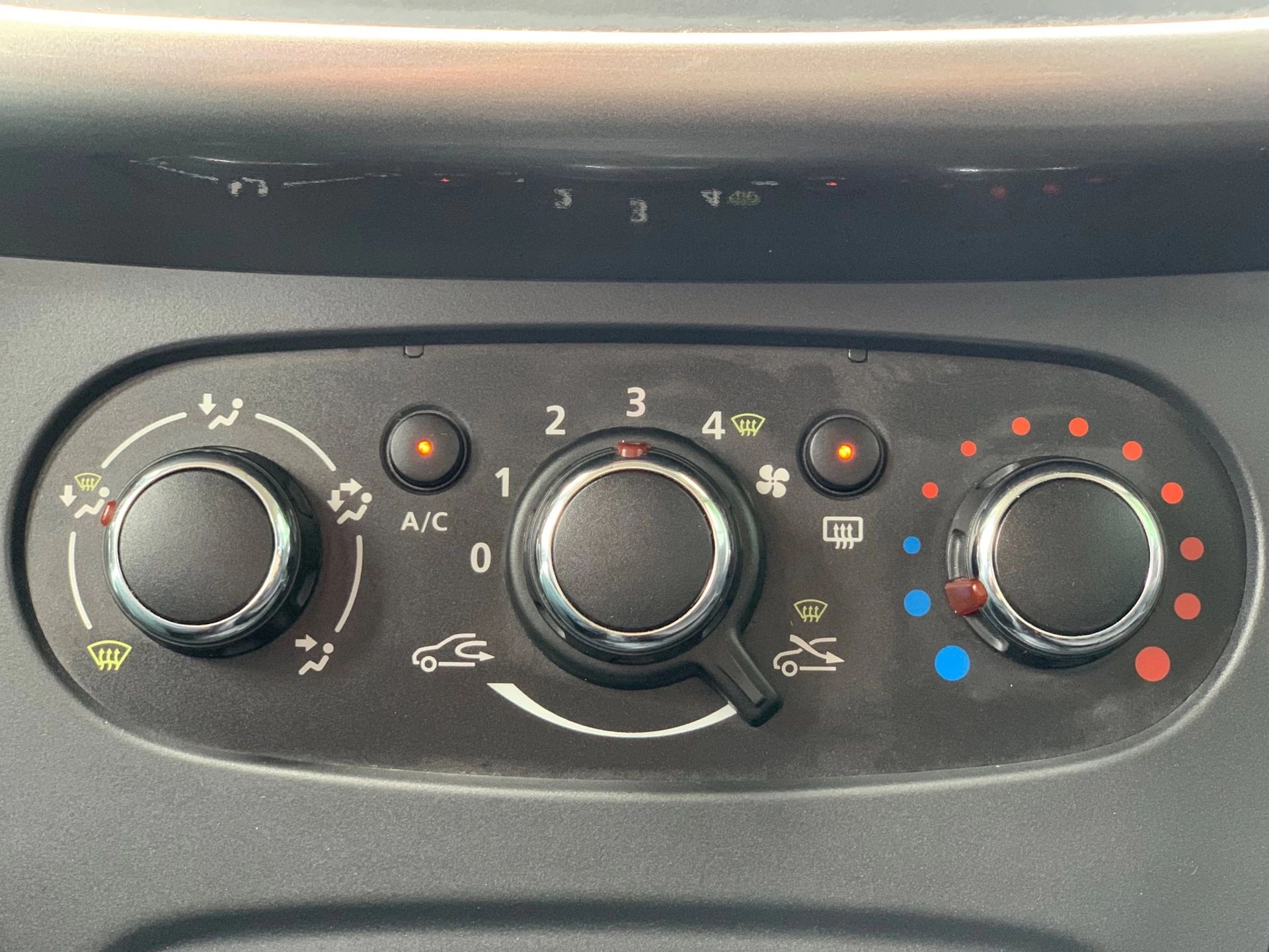 Hoofdafbeelding Dacia Logan