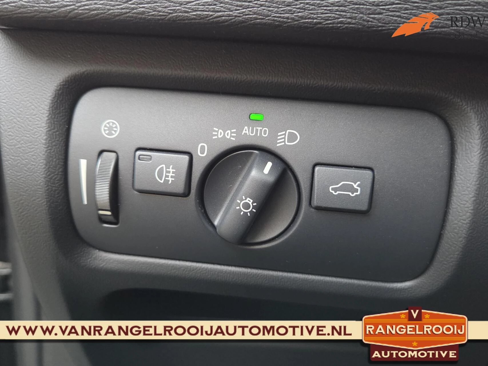 Hoofdafbeelding Volvo V40