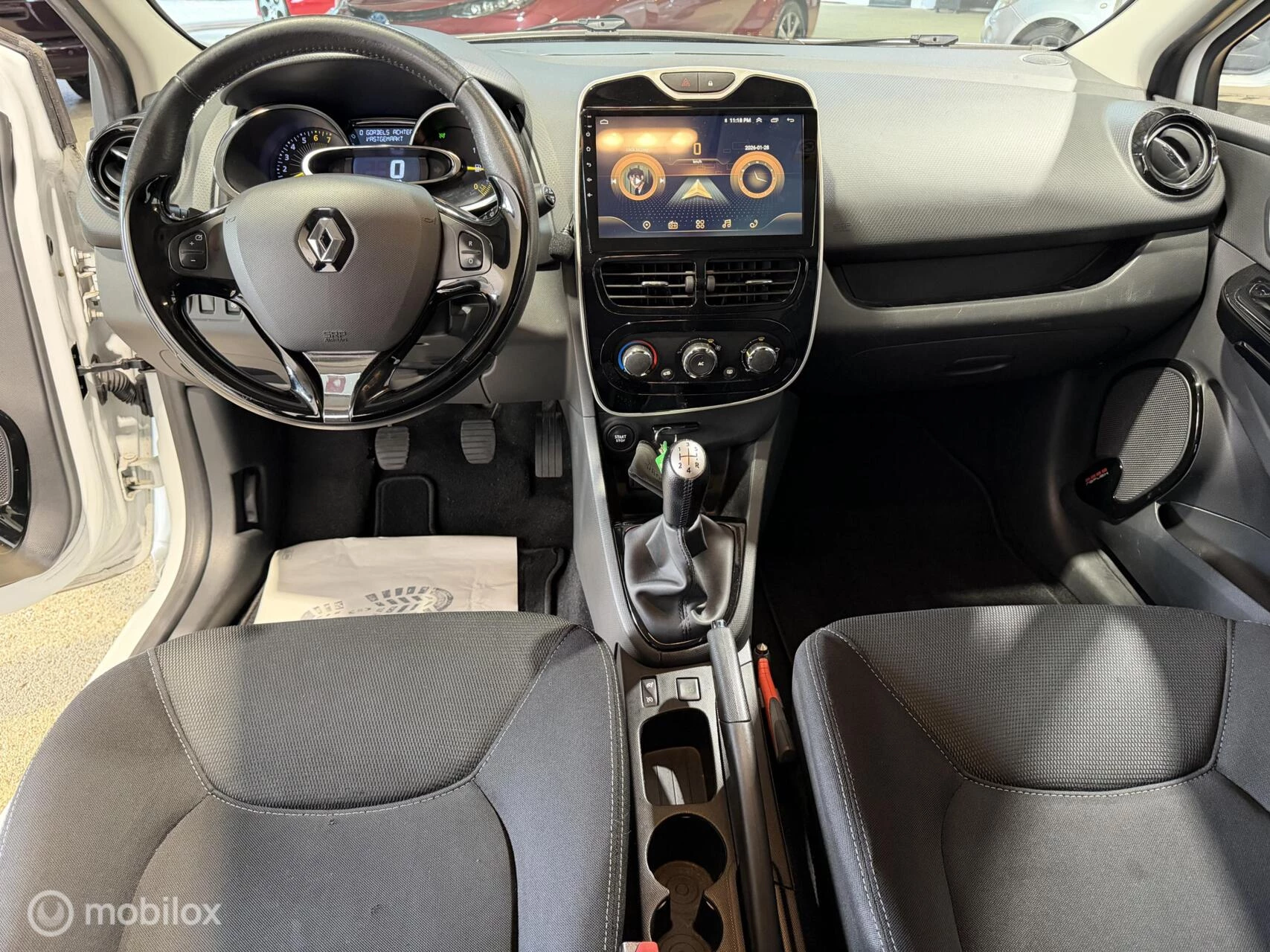 Hoofdafbeelding Renault Clio