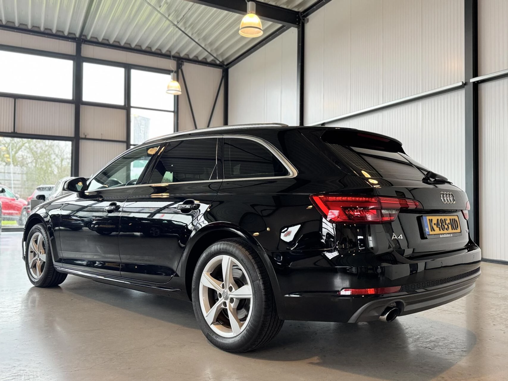 Hoofdafbeelding Audi A4