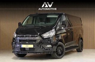 Ford Transit Custom 300 2.0 TDCI L2H1 Raptor Edition | 6.500 KM | BPM VRIJ | CarPlay | Lane Assist | DAB | Cruise control | PDC V+A | 3-Zitter | Betimmering | Nieuwe APK | Fabrieksgarantie