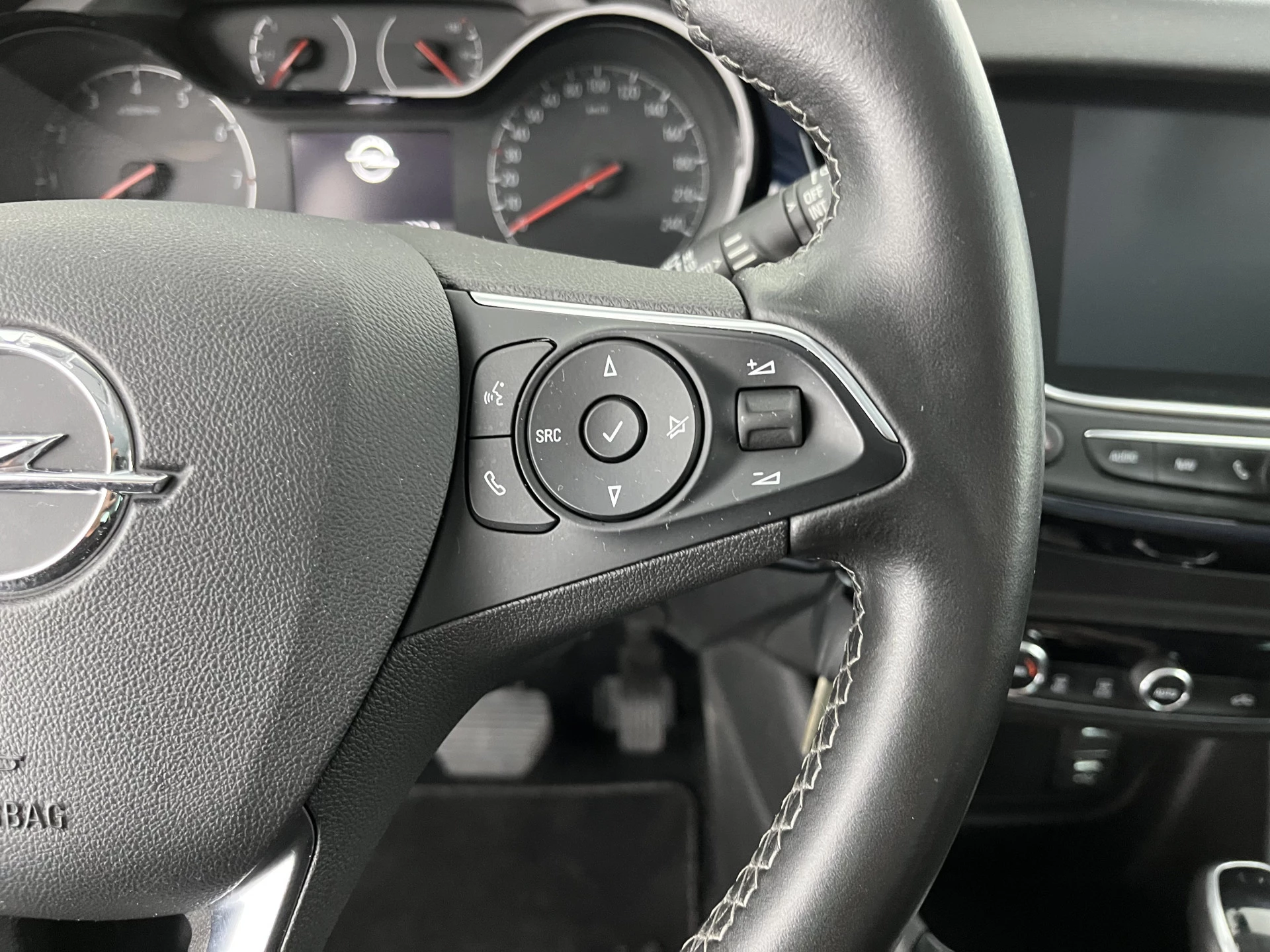 Hoofdafbeelding Opel Crossland X