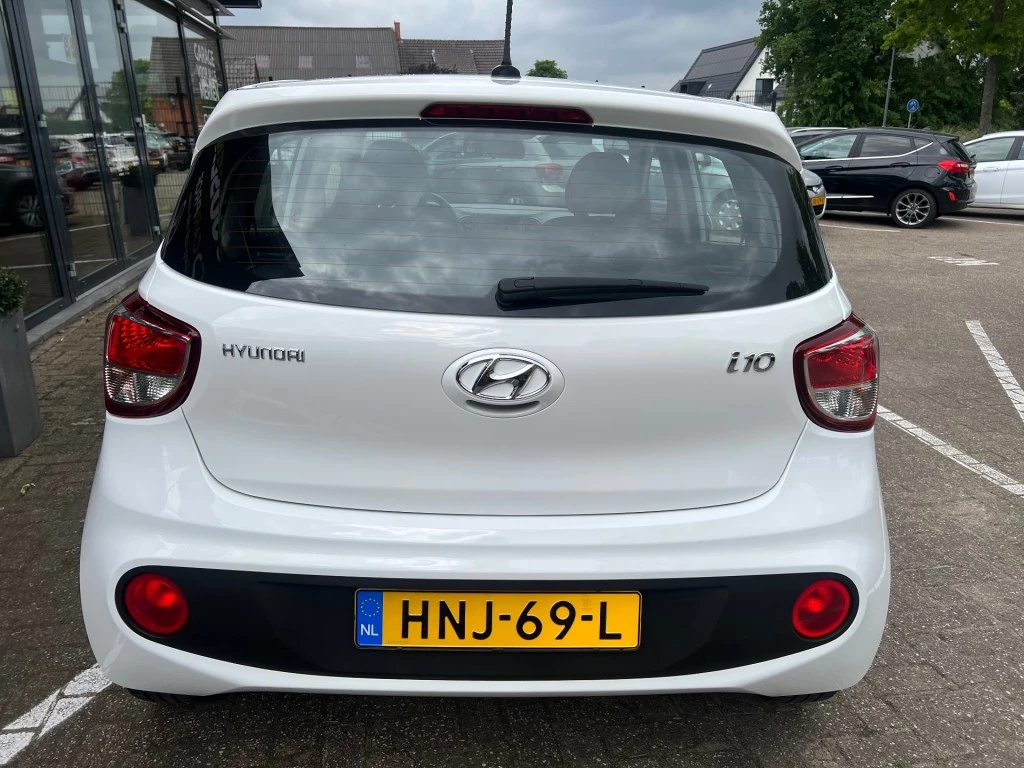 Hoofdafbeelding Hyundai i10